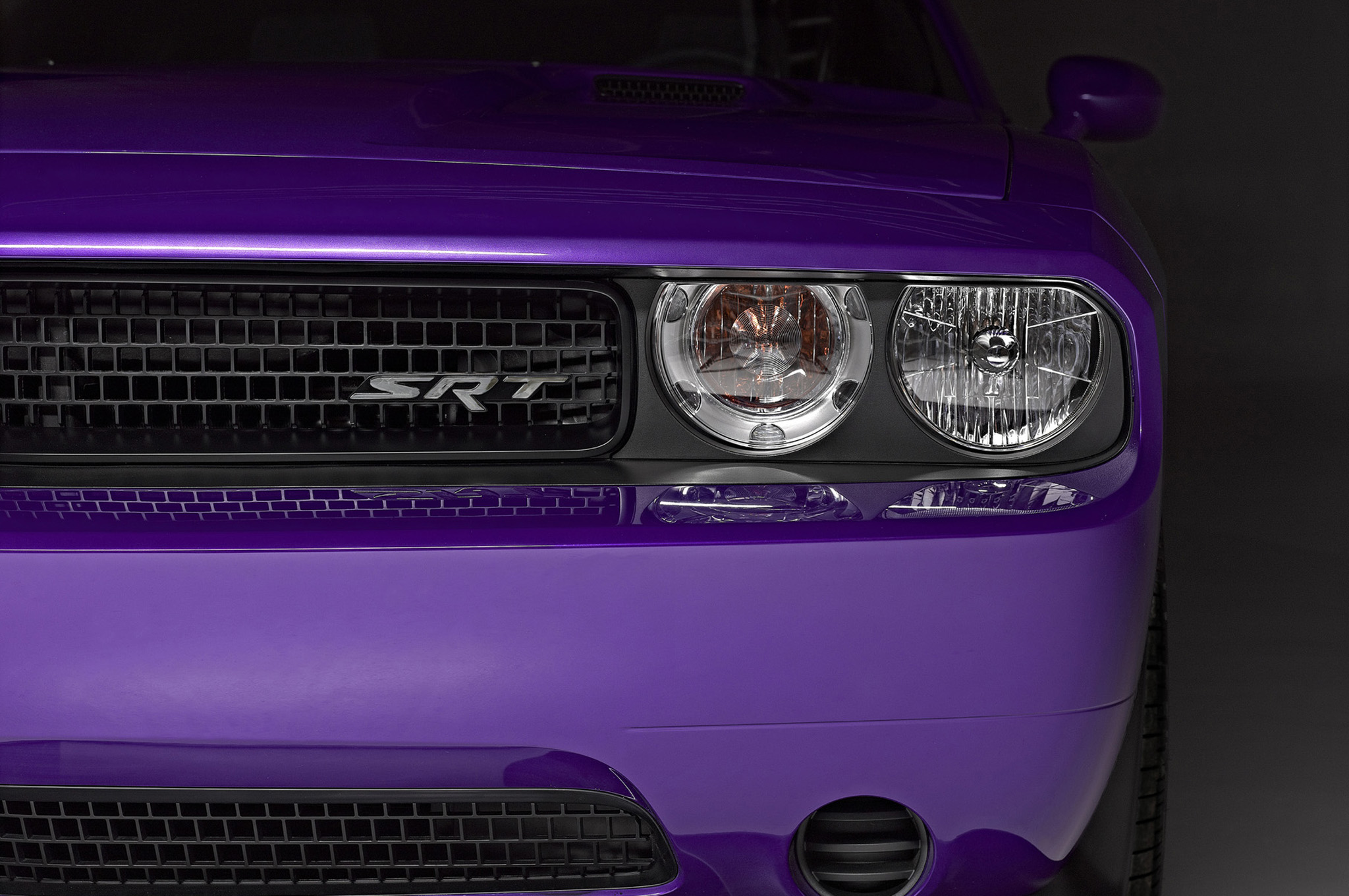 Plum Crazy, Hemi Orange Make Comeback on 2013 Challenger SRT8, R/T