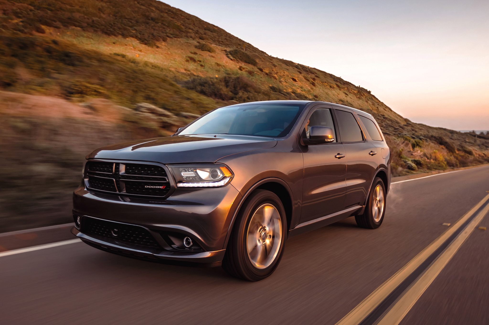 2014 Dodge Durango Gets Mean With New Blacktop Package
