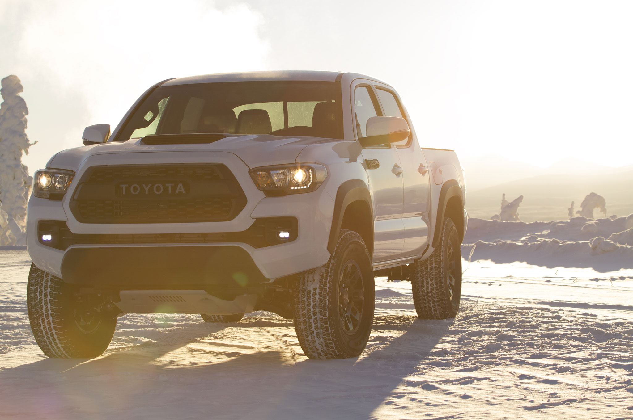 2017 Toyota Tacoma TRD Pro First Drive Review | Automobile ...
