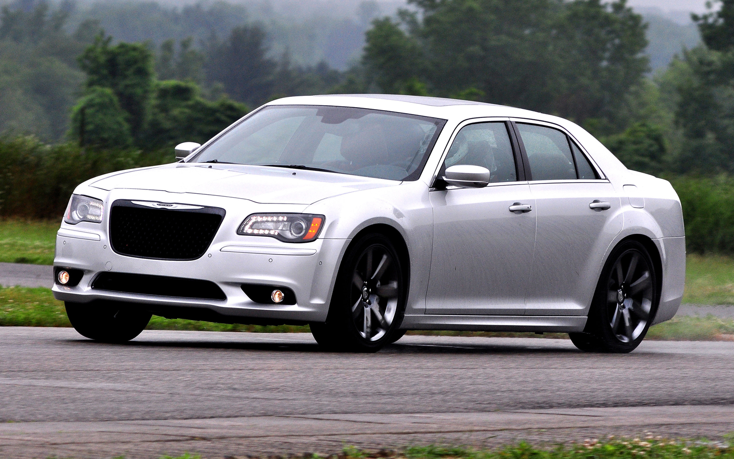 Alfa Romeo May Build Chrysler 300Based Luxury Sedan