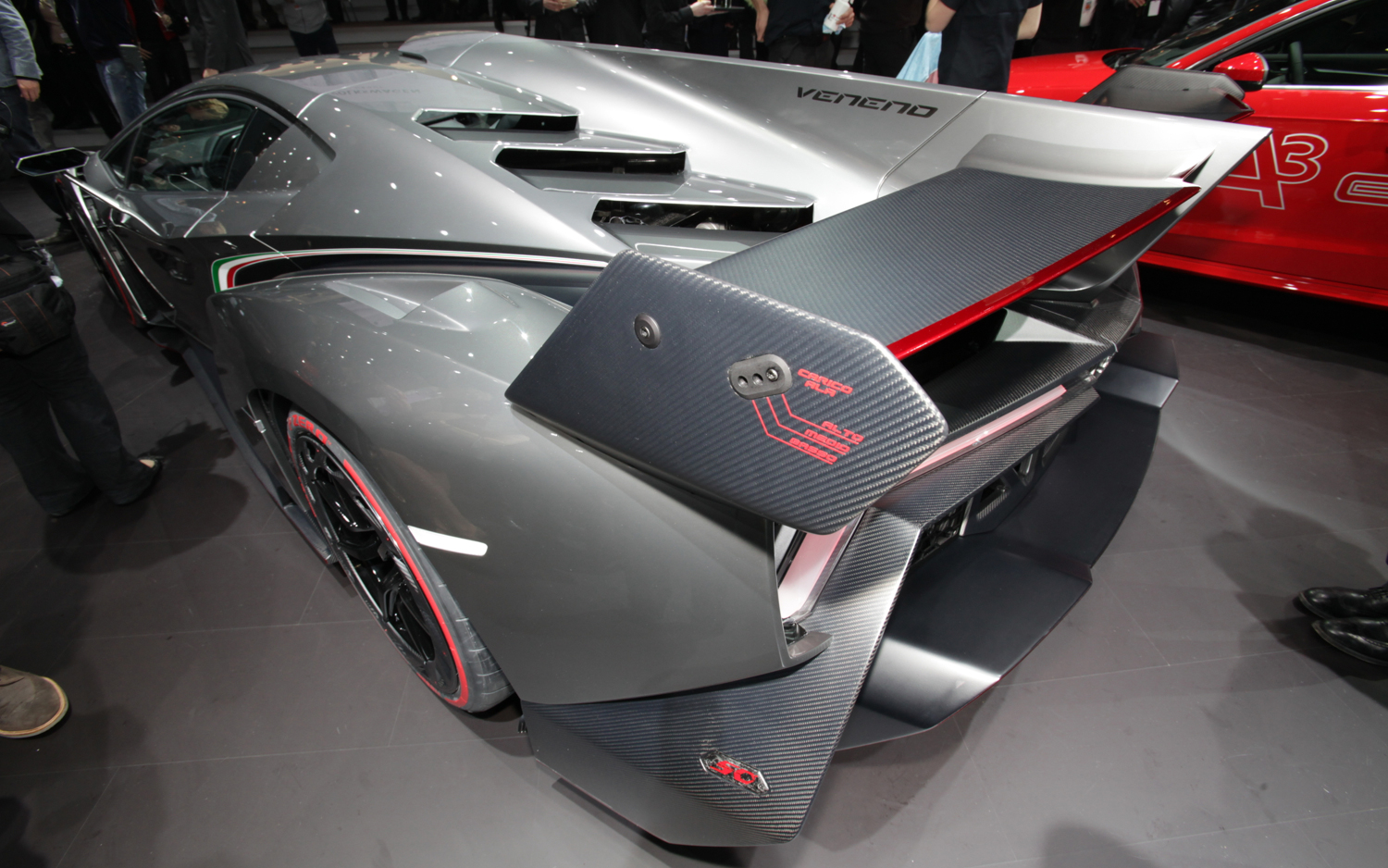 Lamborghini Veneno rear wing Lamborghini Veneno rear wing