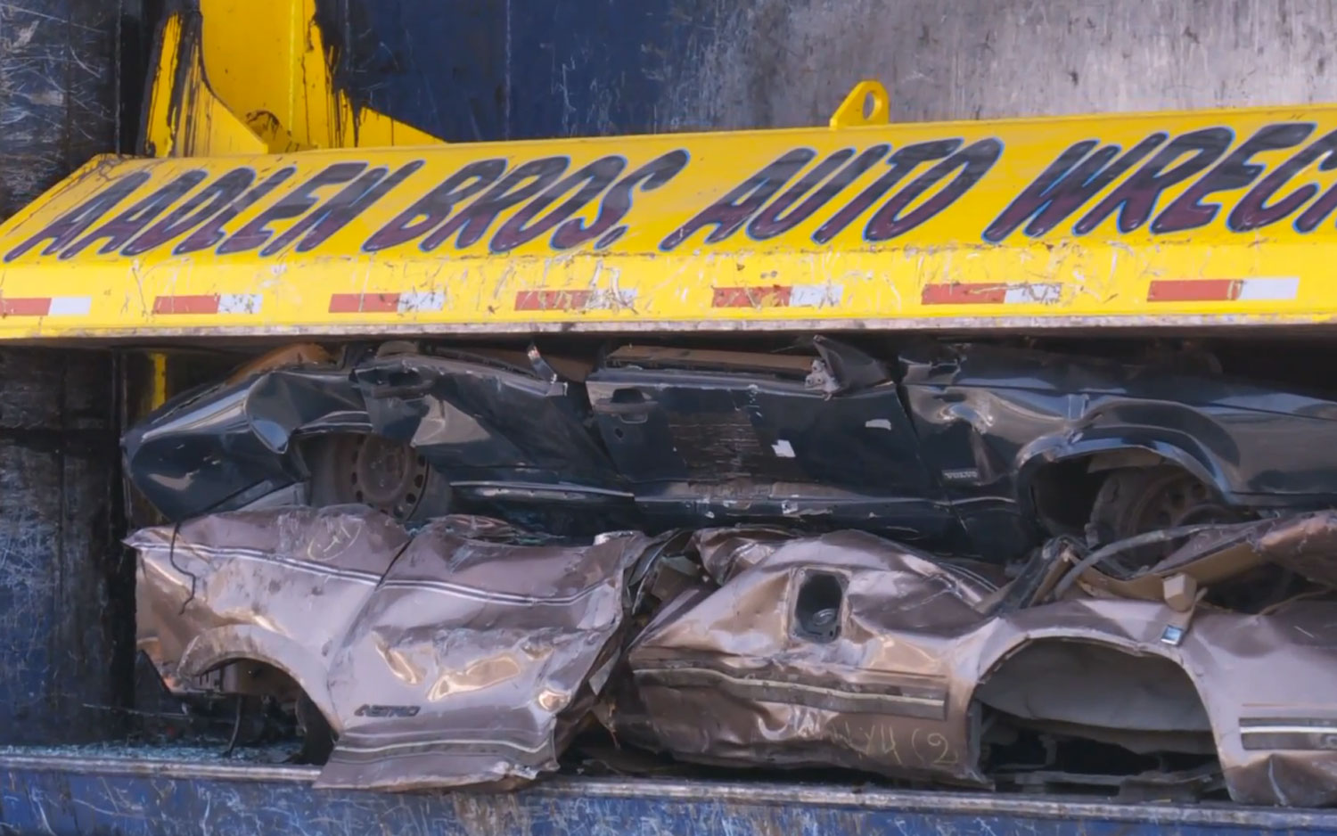 New Hot Rod Unlimited Shows Cars Getting Ripped Apart