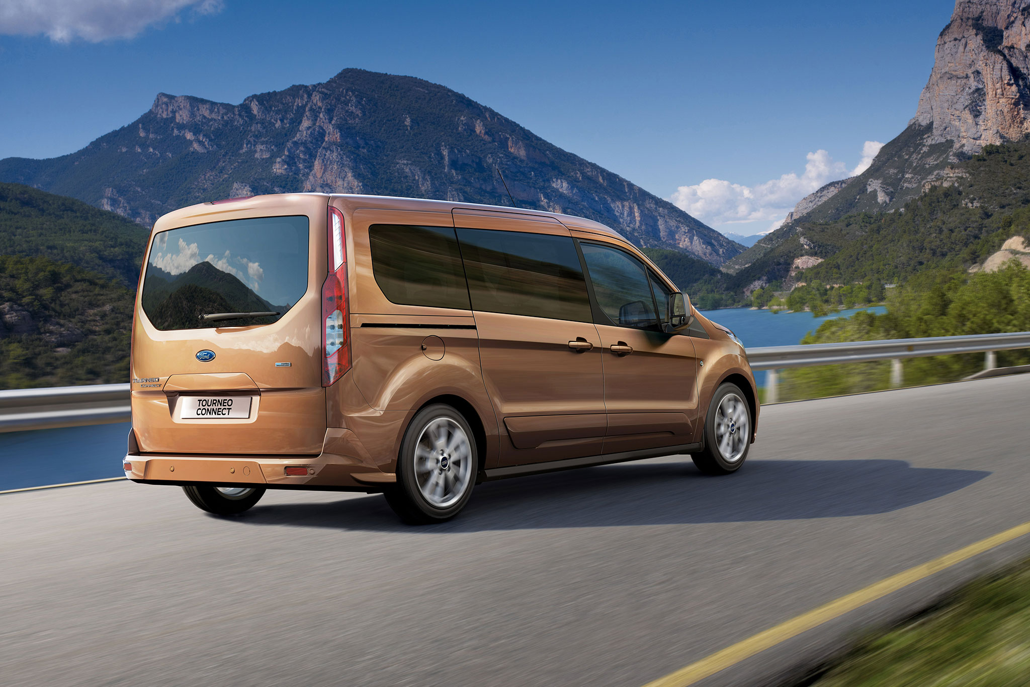 2014 Ford Transit Connect Returns Up To 30 MPG Automobile Magazine