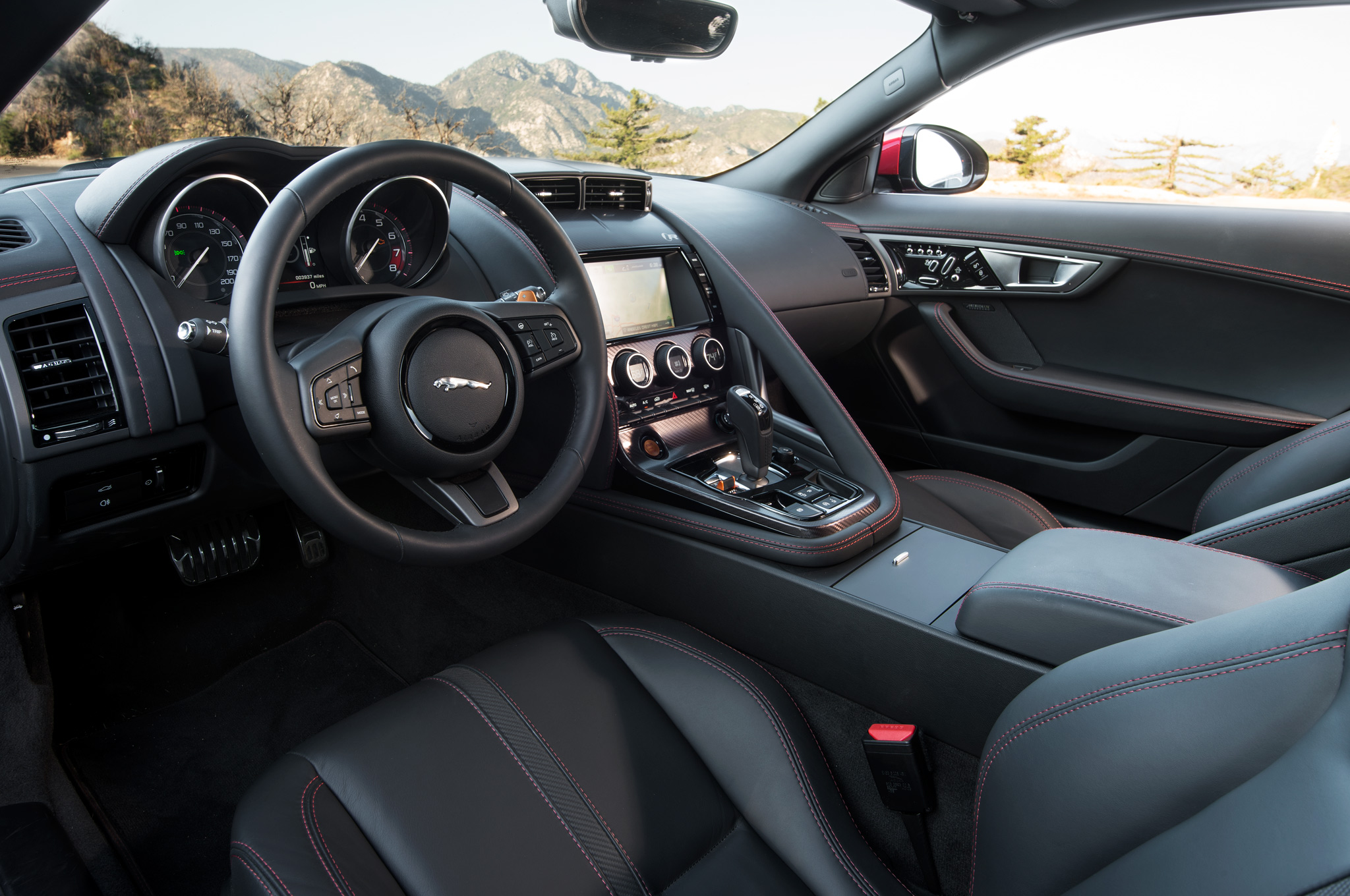 AllWheelDrive 2016 Jaguar FType Coupe Coming to L.A. Show