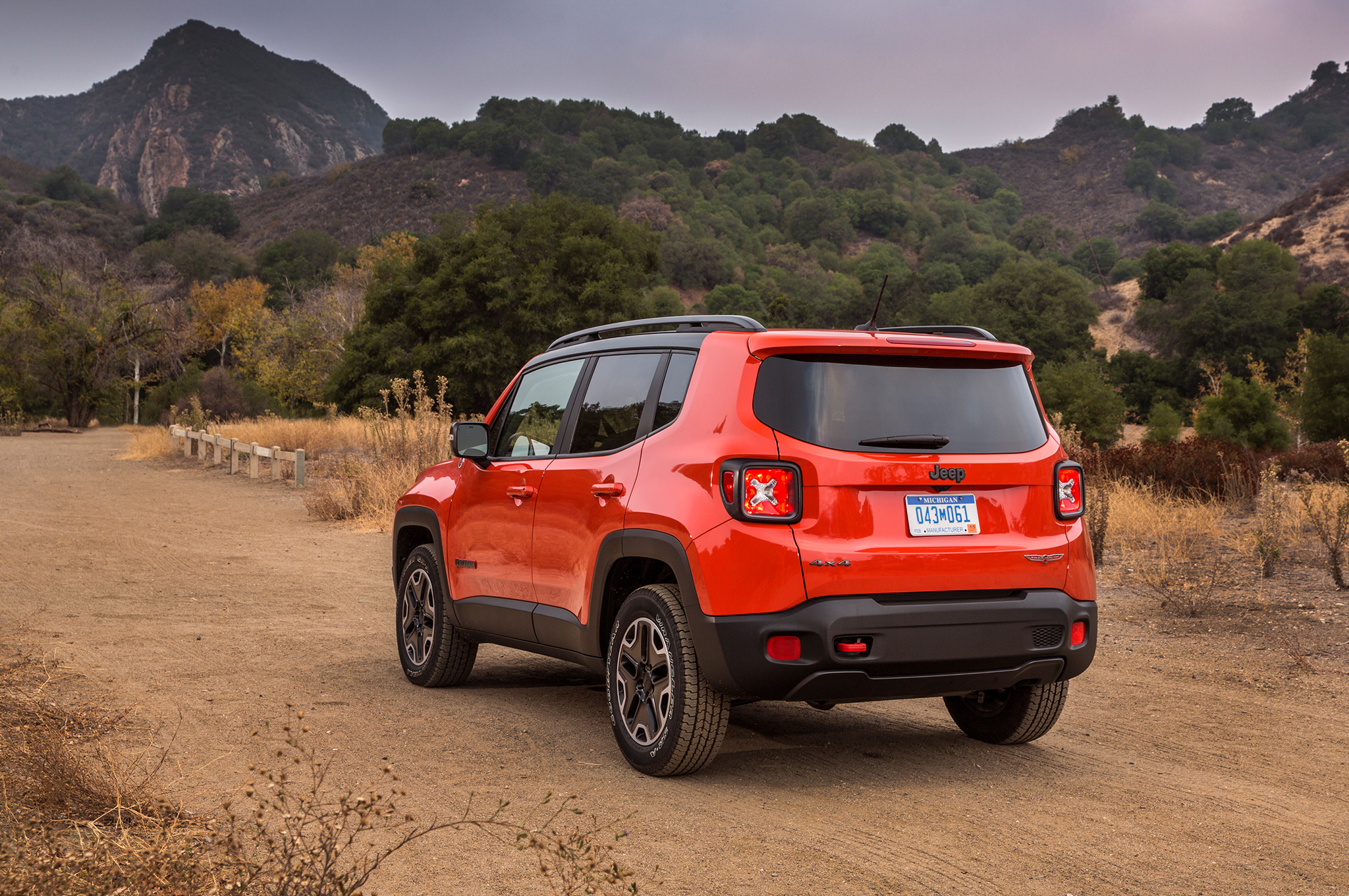 2015 Jeep Renegade Configurator Goes Live