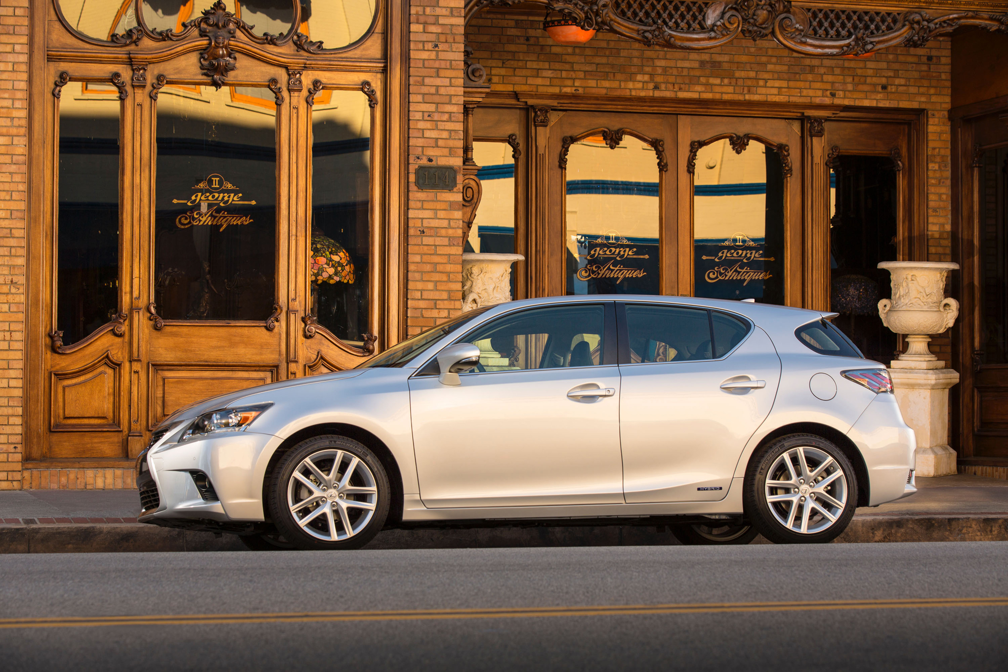 2016 Lexus CT 200h Receives Minor Cosmetic, Tech Upgrades 2016 Lexus CT 200h Receives Minor Cosmetic, Tech Upgrades