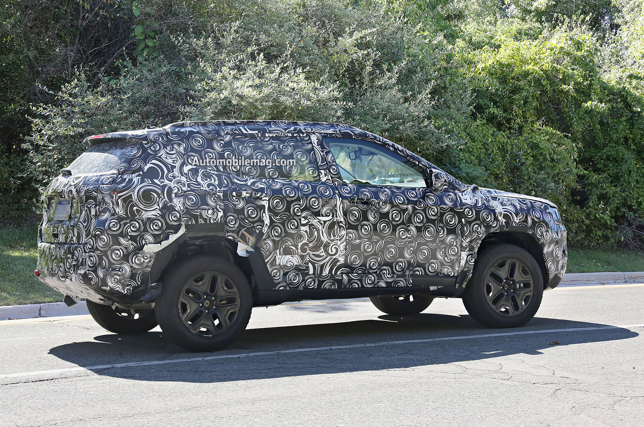jeep-patriot-compass-replacement-spied-r