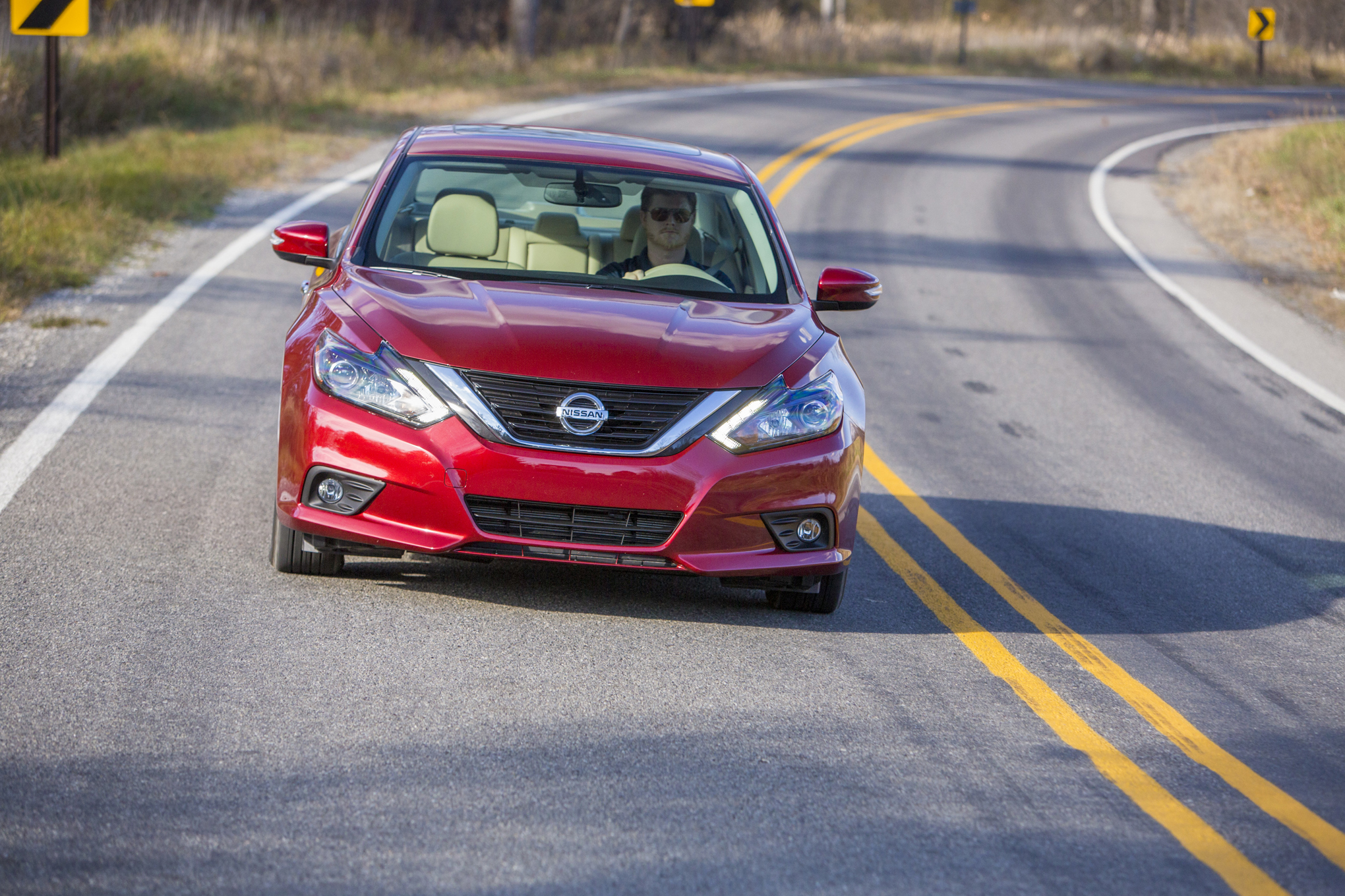 2016 Nissan Altima SR Review