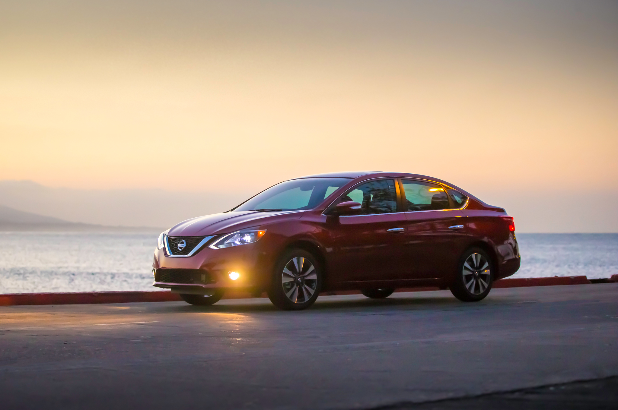2016 Nissan Altima 2 5 Sr >> 2016 Nissan Sentra Refreshed, Looks More like Altima and ... 2016 Nissan Altima 2 5 Sr >> 2016 Nissan Sentra Refreshed, Looks More like Altima and ...