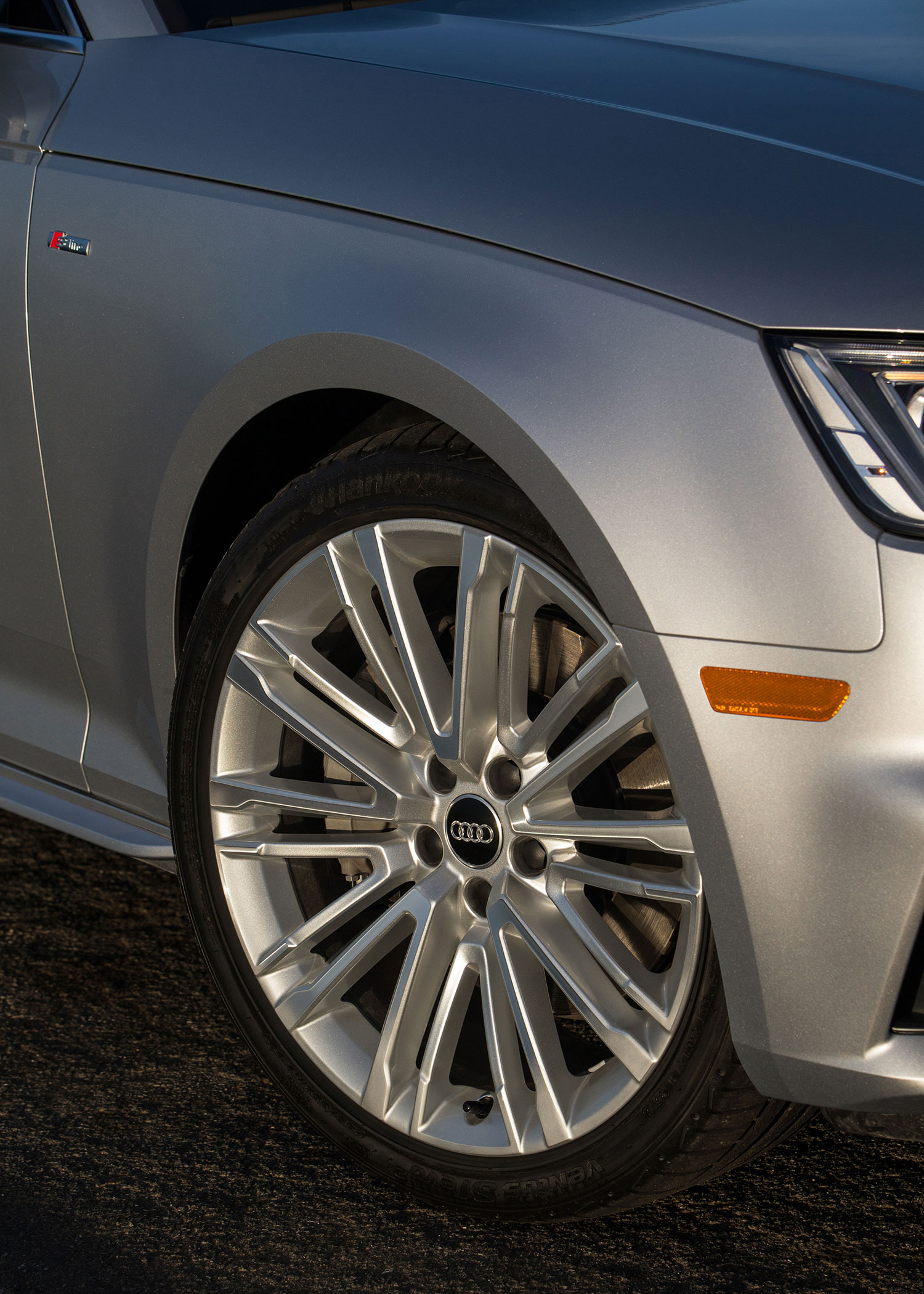 Audi 19 Inch V Spoke Alloys