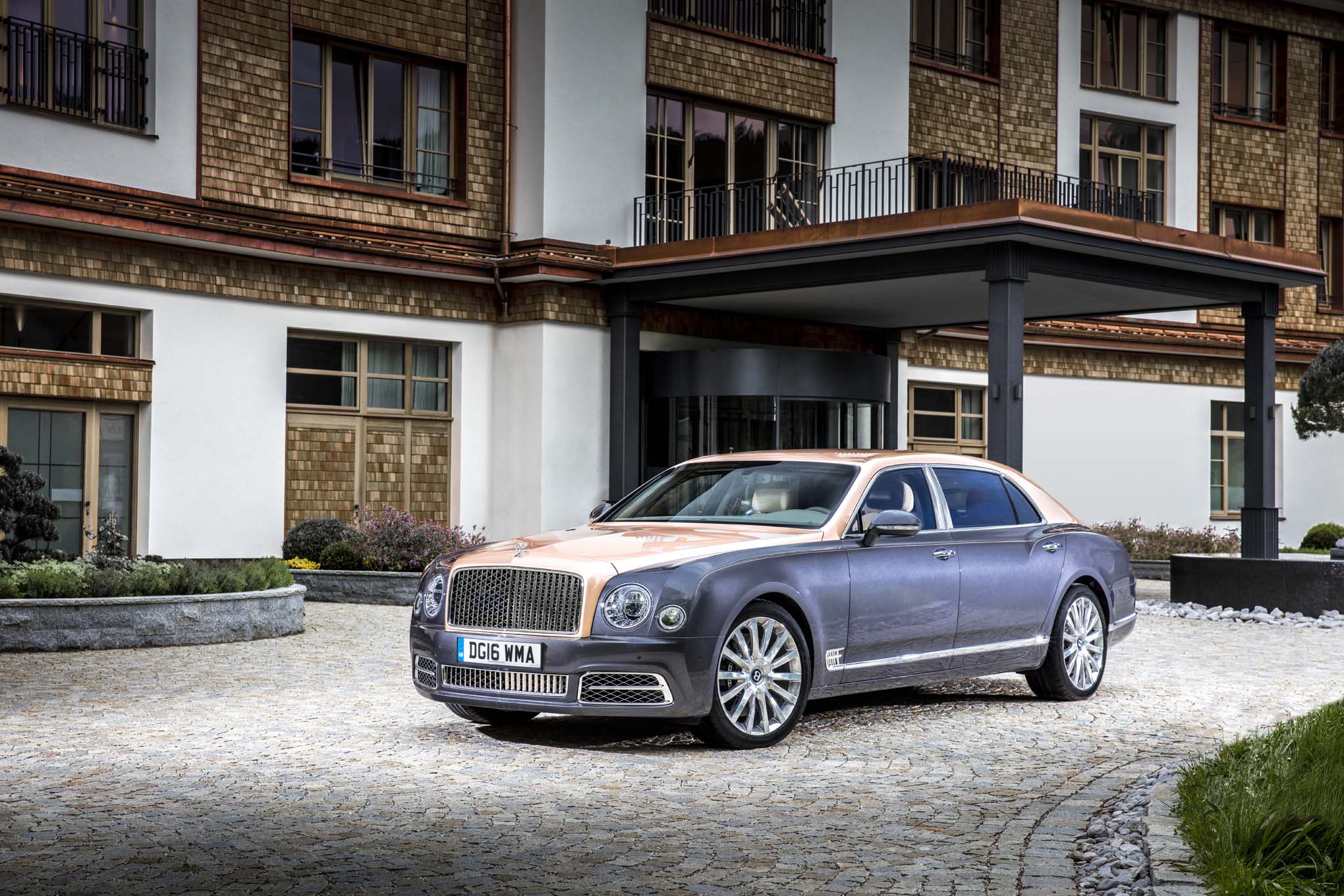 First Drive 2017 Bentley Mulsanne