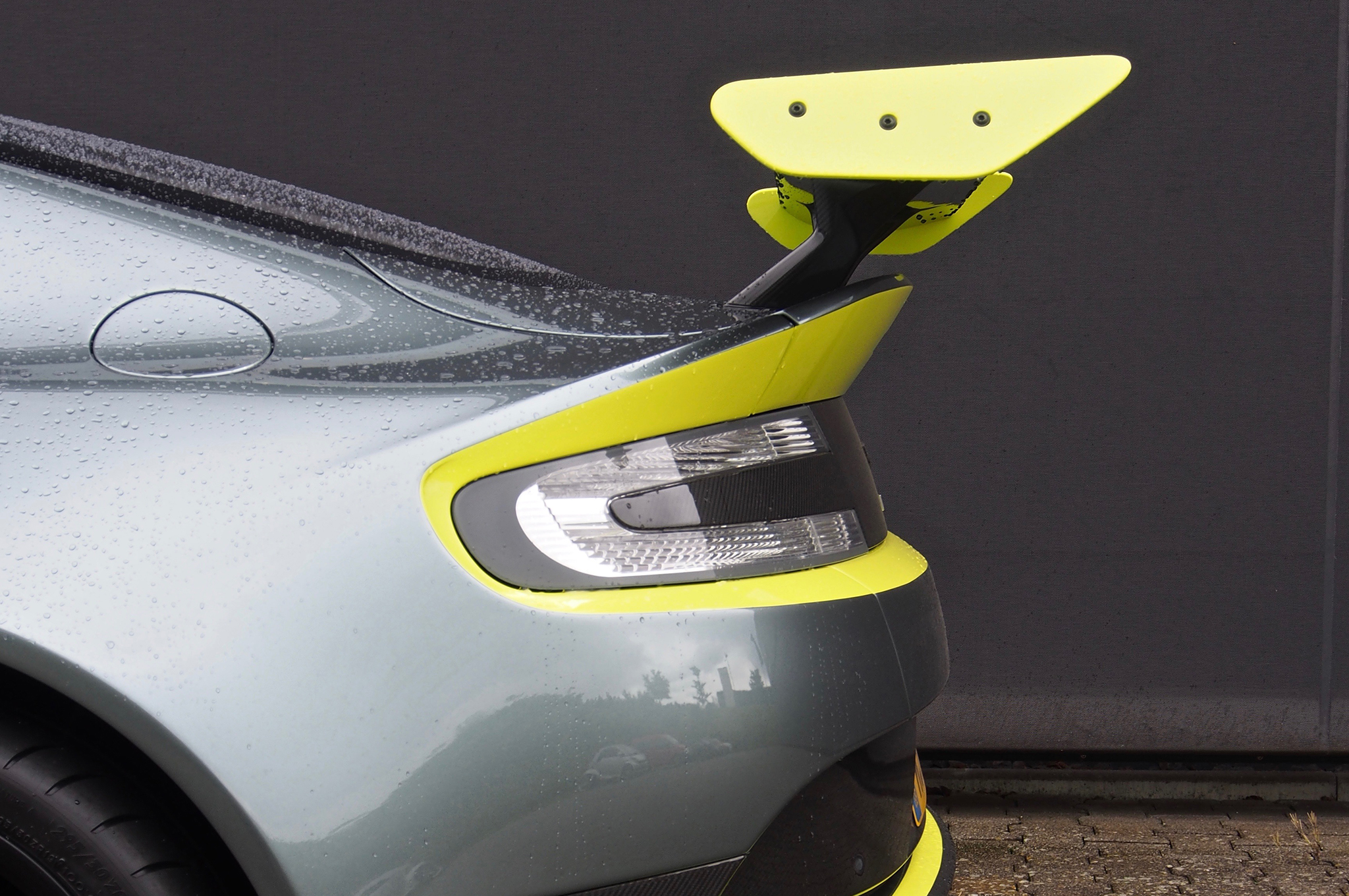 2017 Aston Martin Vantage Gt8 Rear Wing Side View Automobile
