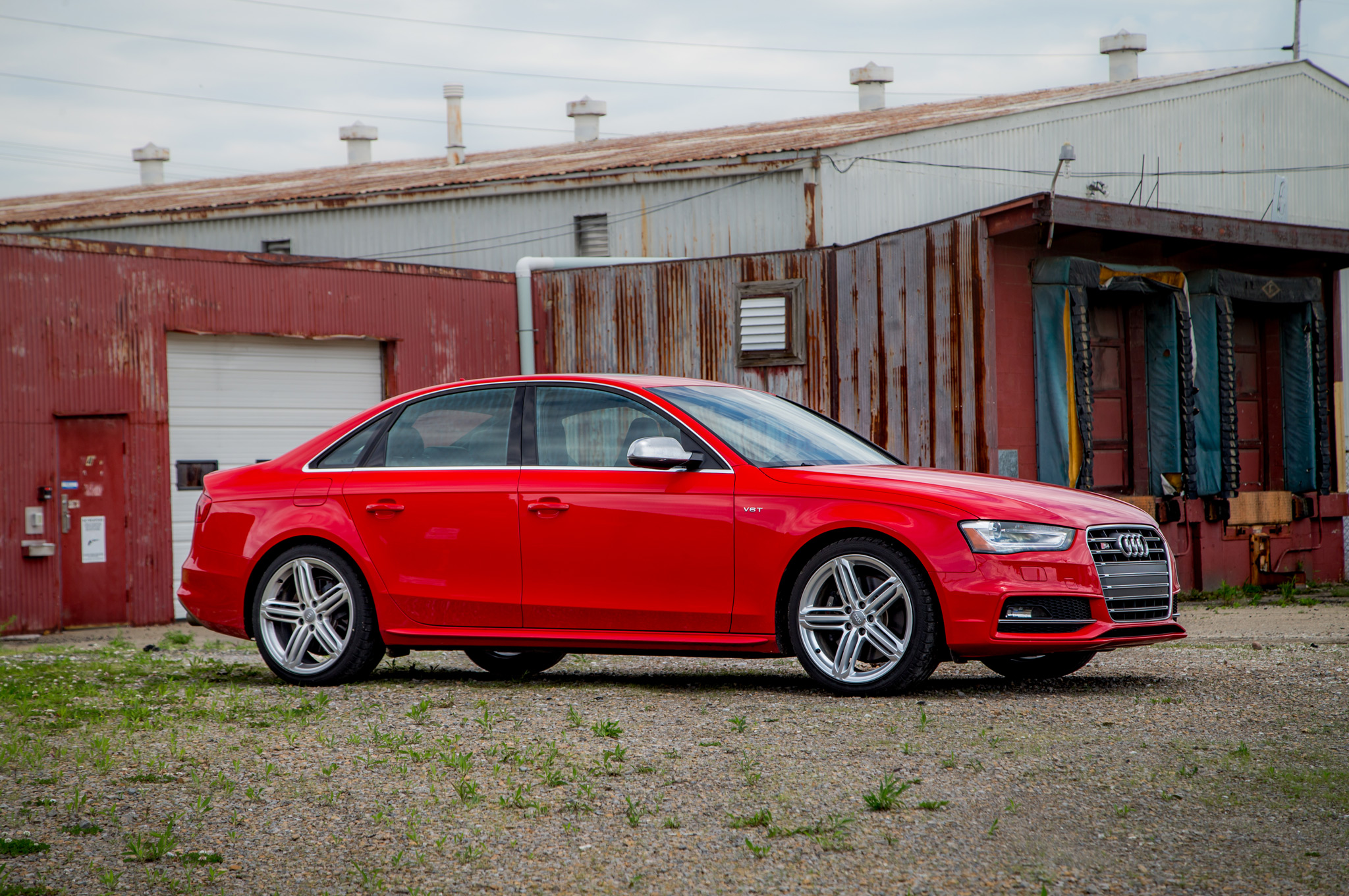 Proper Sendoff Driving the Final Audi S4 Offered with a Manual