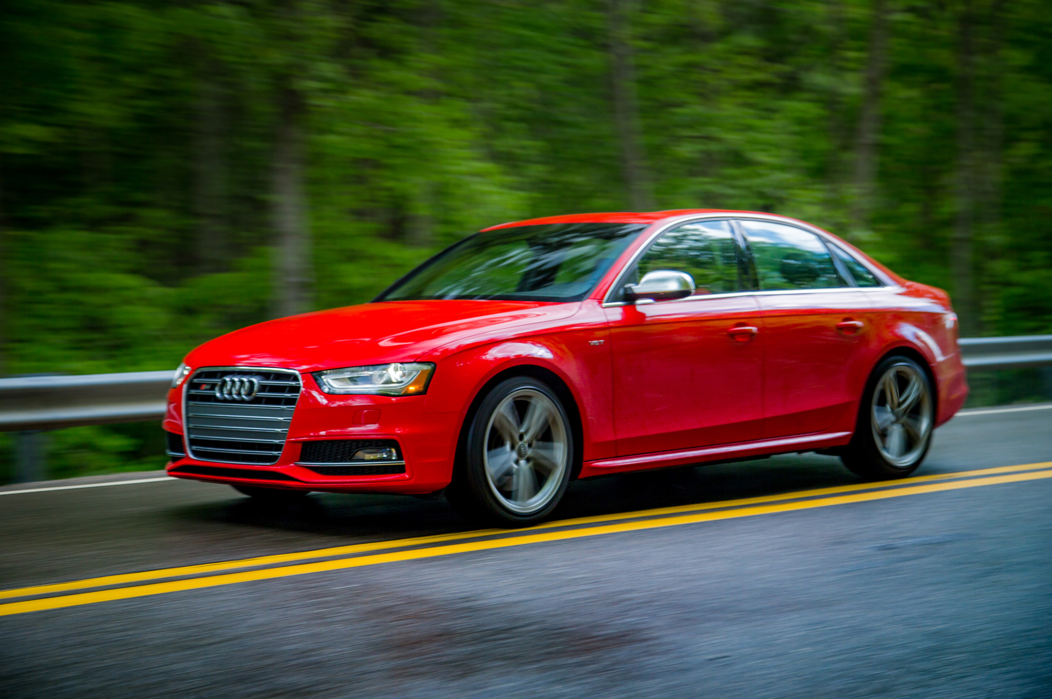Proper Sendoff Driving the Final Audi S4 Offered with a Manual