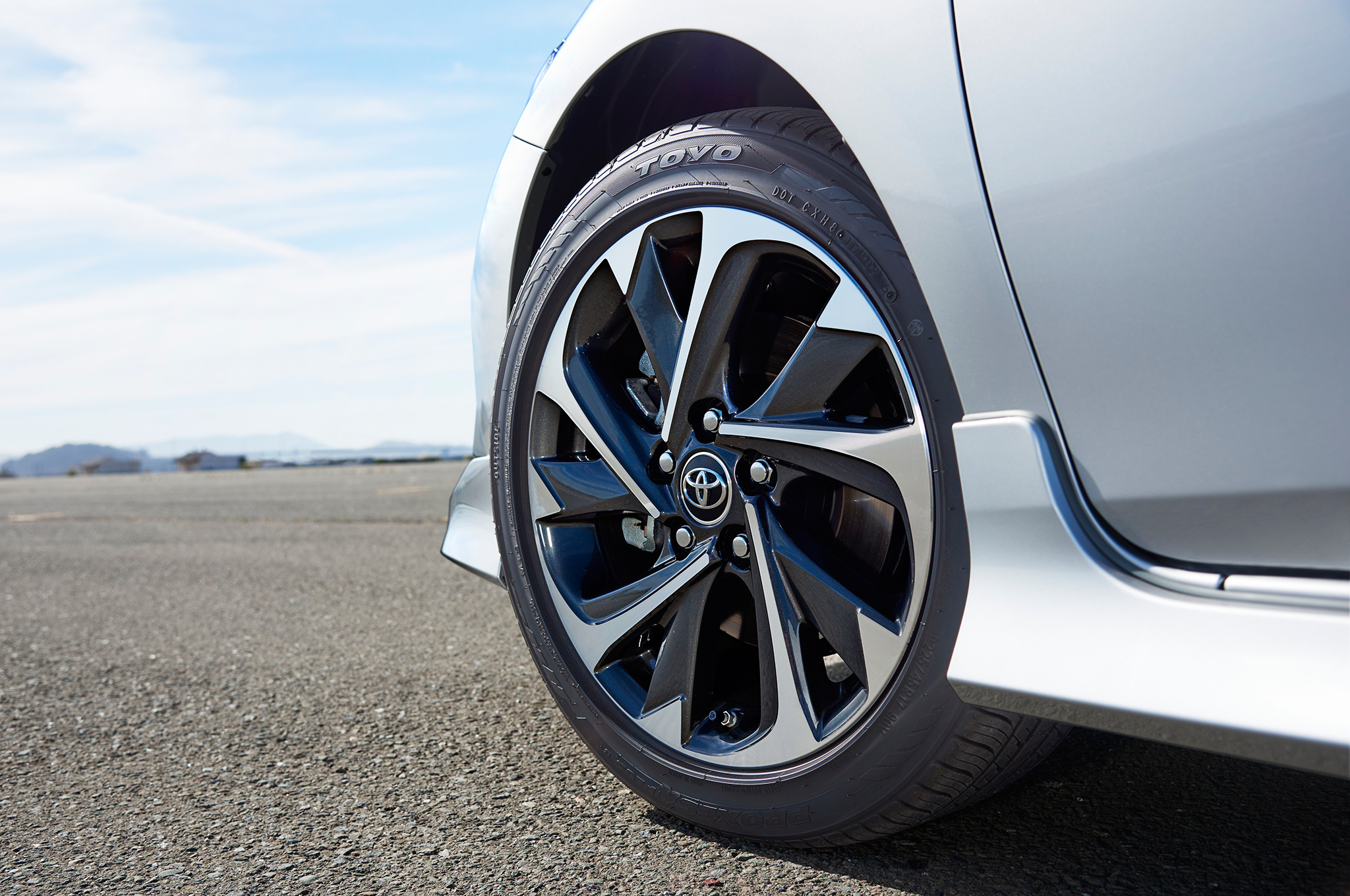 2014 Toyota Corolla Bolt Pattern