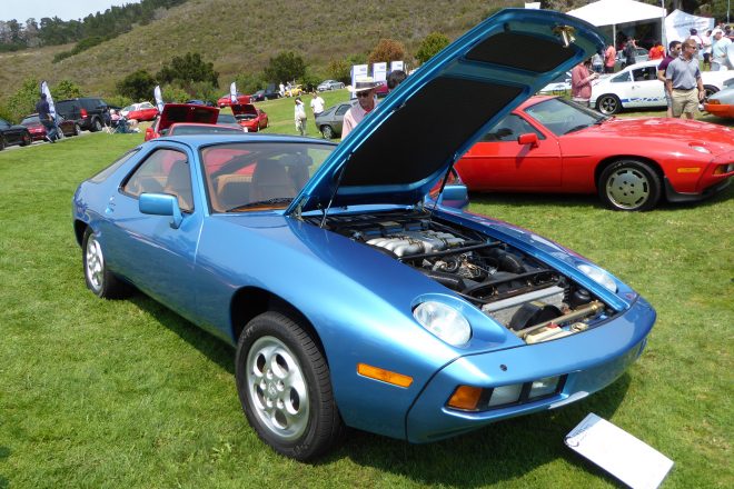 Porsche 928 front three quarter