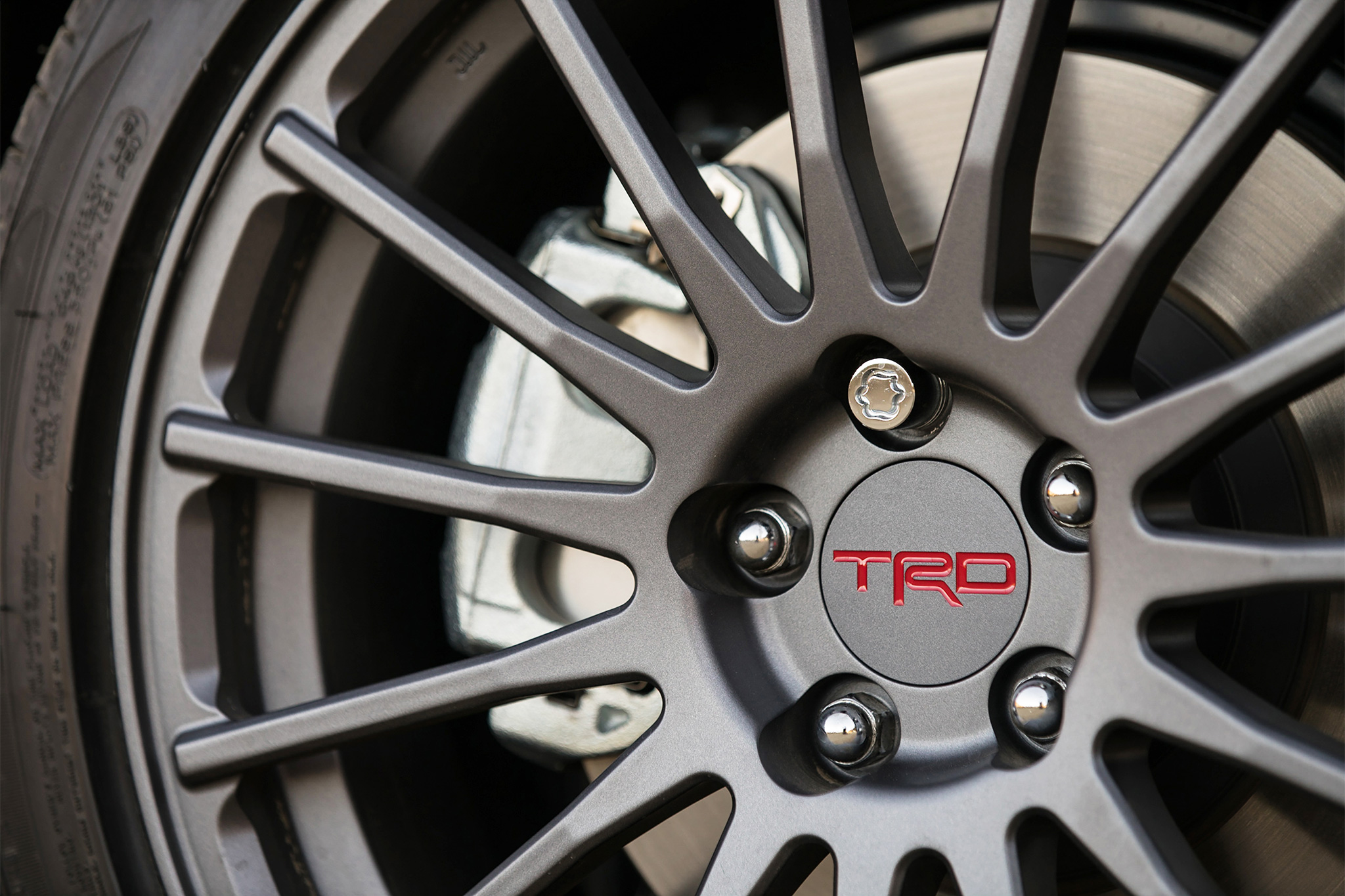 2017 Toyota 86 rims detail