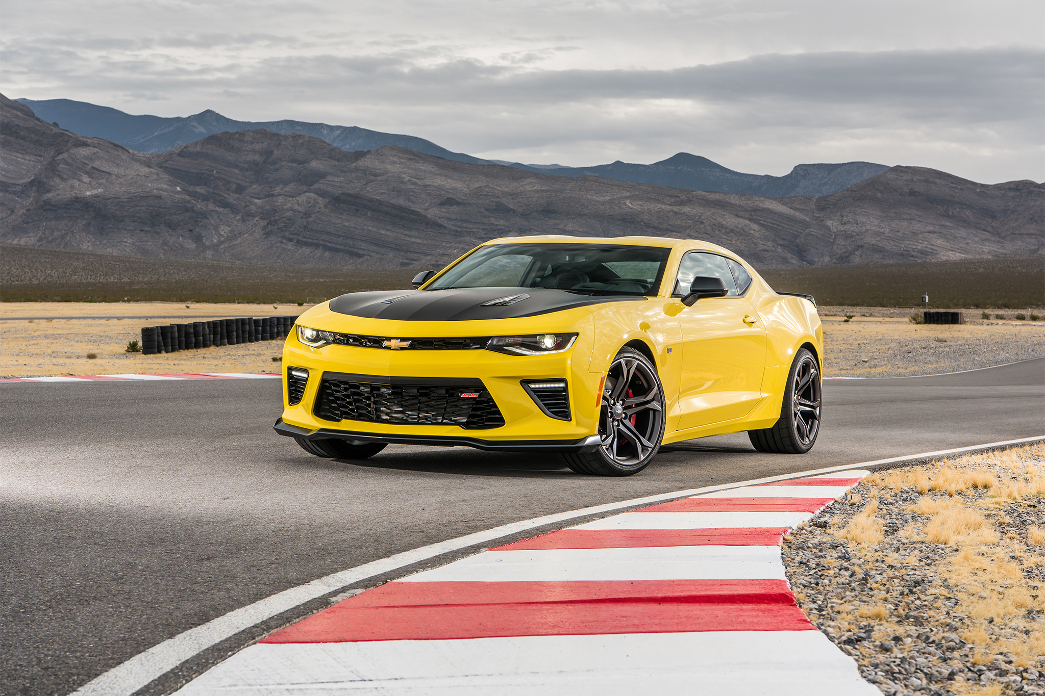 2017 Chevrolet Camaro SS 1LE First Drive Review Automobile Magazine
