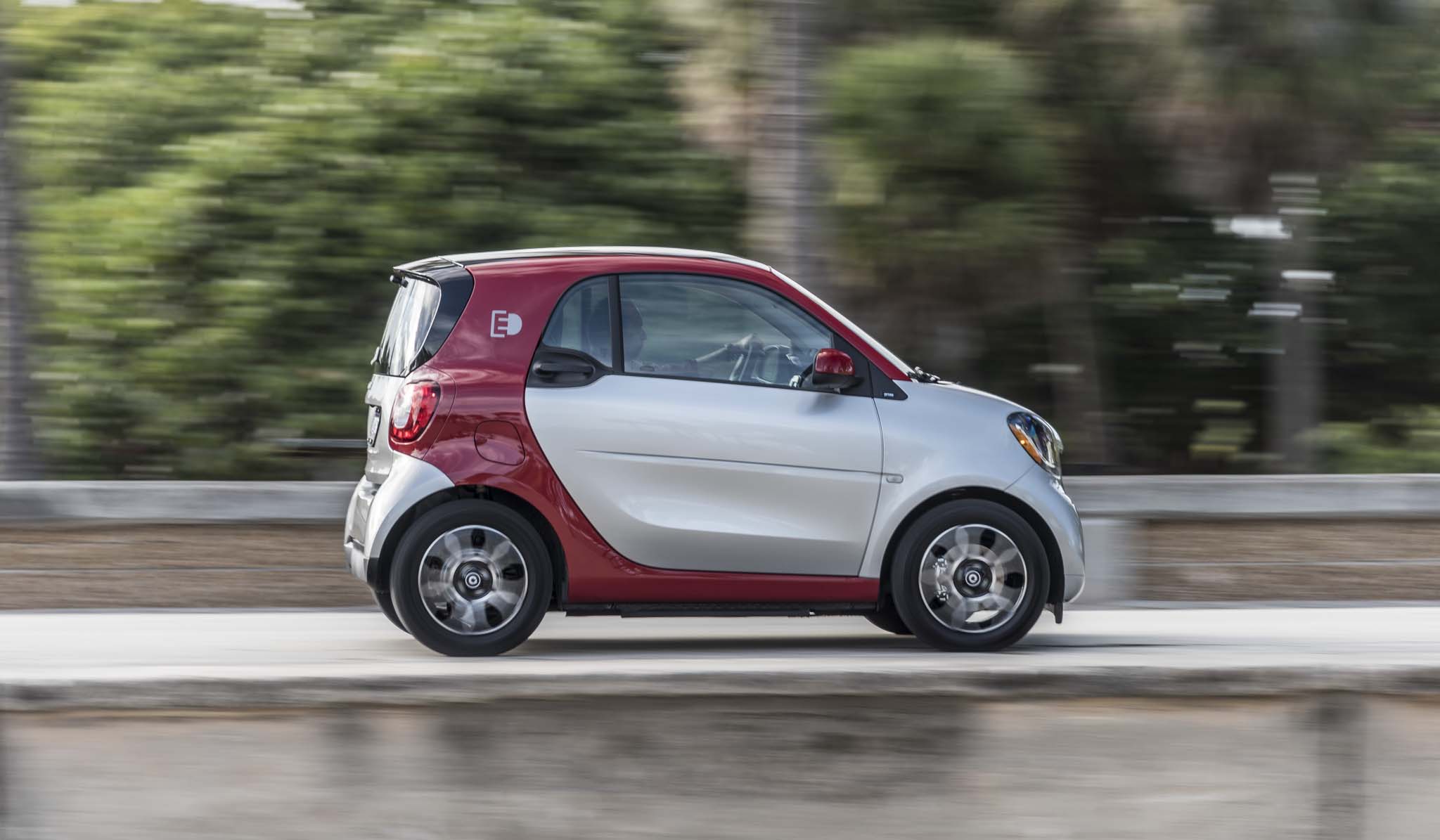 Smart Ditches GasPowered Models in Favor of EVs in the U.S. LaptrinhX