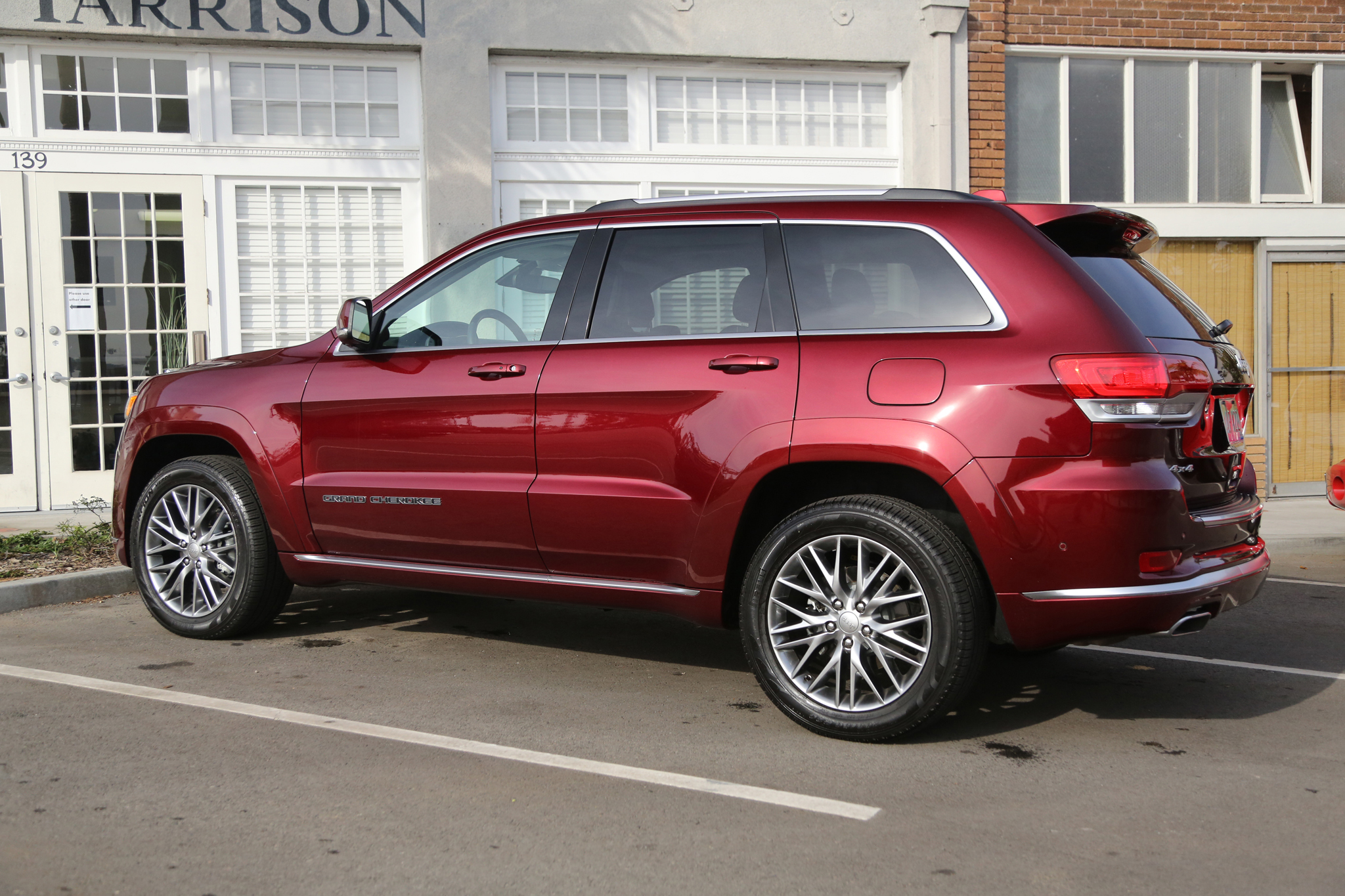 Quick Take 2017 Jeep Grand Cherokee Summit 4x4