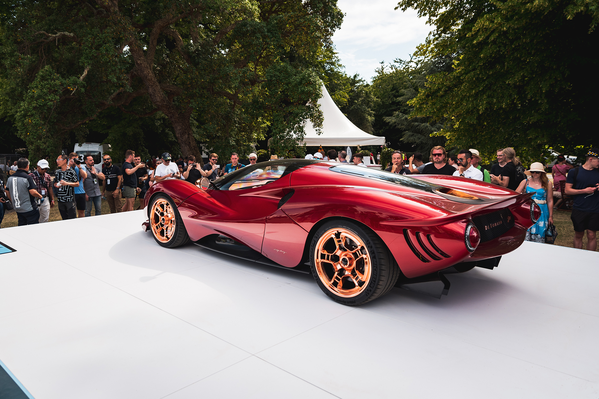 De Tomaso P72 16