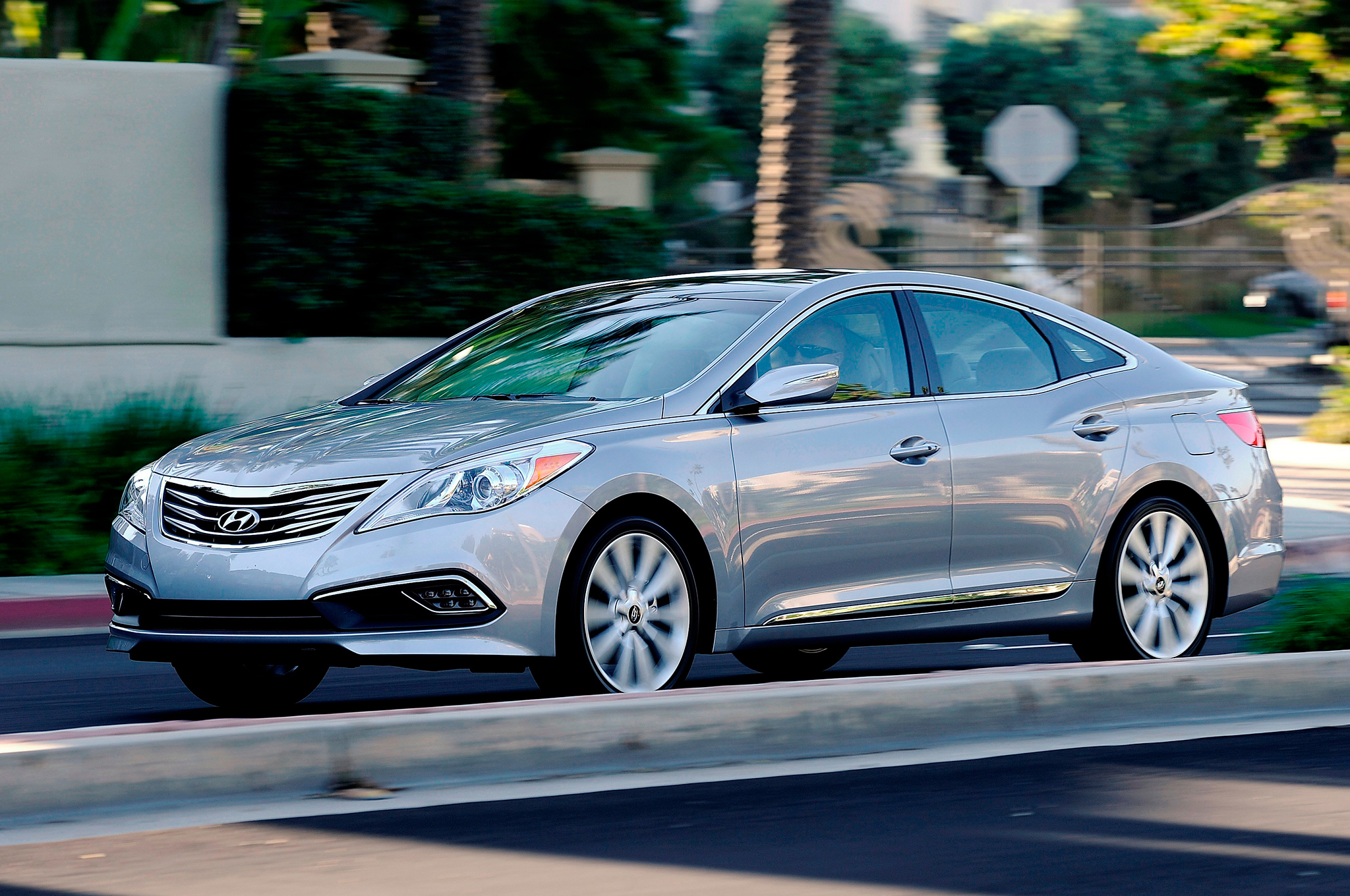 Good-Bye Hyundai Azera, Hello Genesis Brand | Automobile Magazine