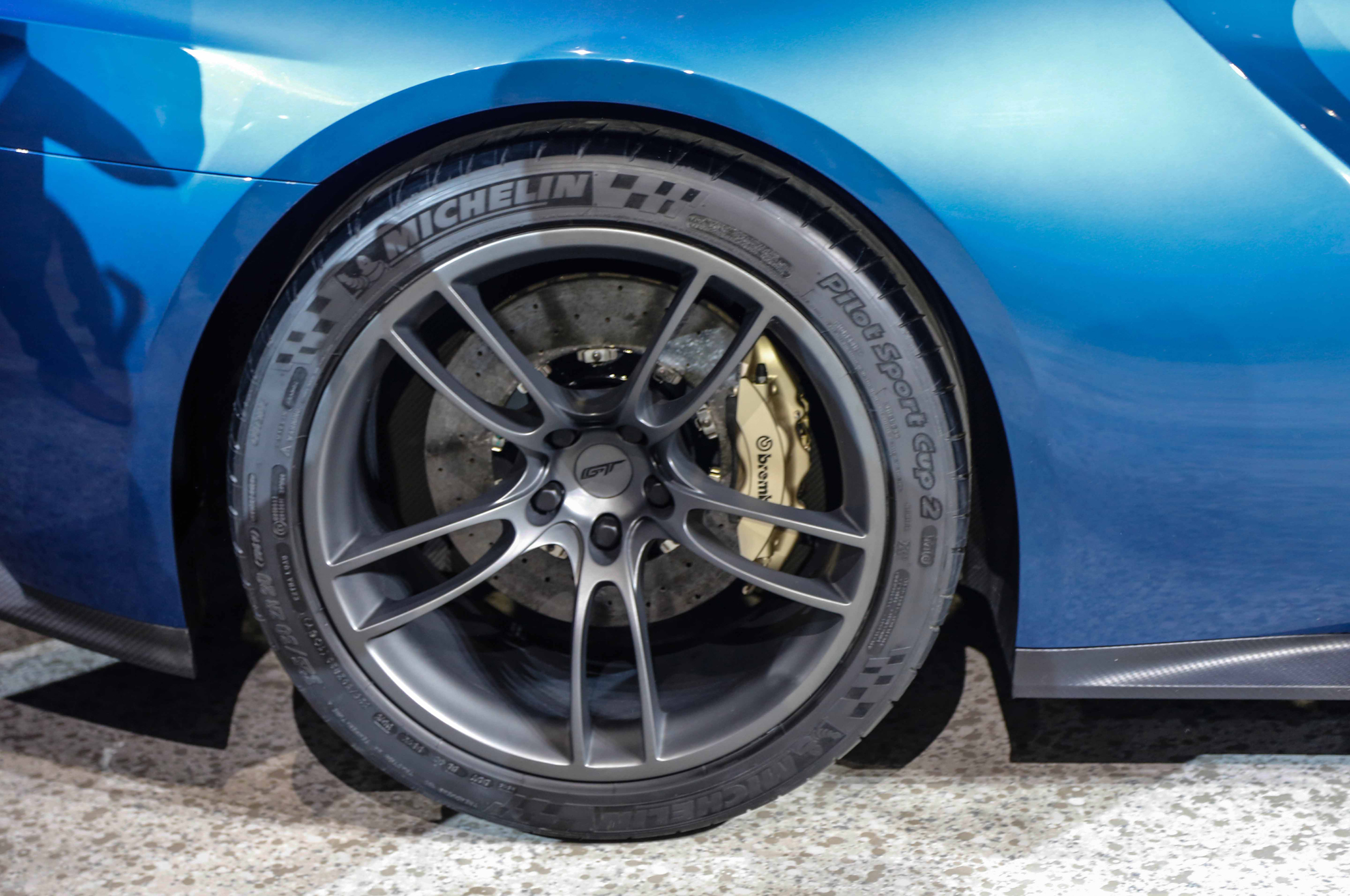 Report Ford Gt To Use Carbon Fiber Wheels Show More