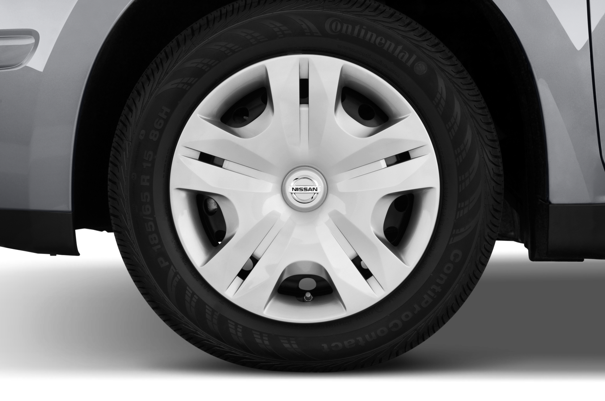 2011 Nissan Versa Hatchback White - automotive wallpaper