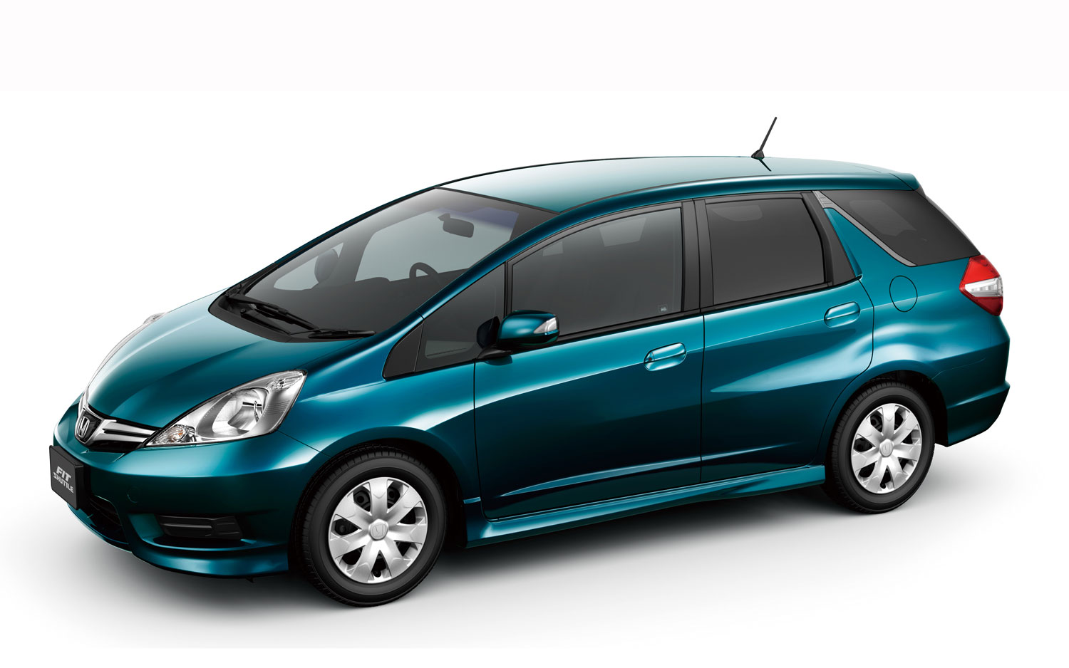 Shuttle Liftoff Honda Fit Shuttle Hits Dealers In Japan Rakes In 7000 Orders