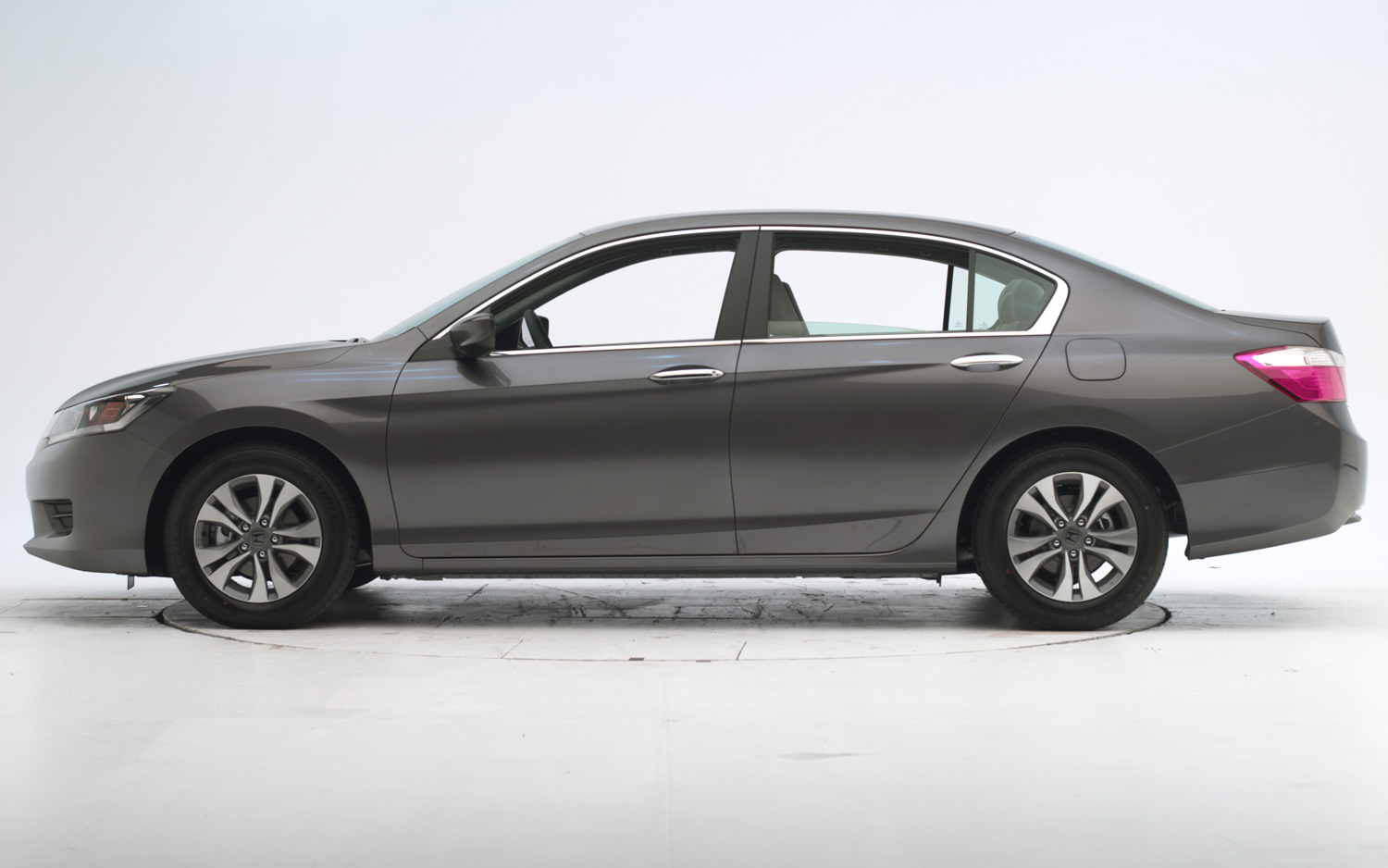 Iihs Awards 2017 Honda Accord Sedan Suzuki Kizashi Top Safety Pick Show More