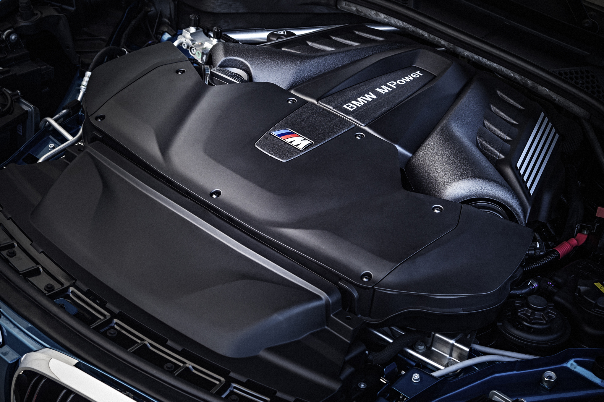 2015 BMW X6 M Review