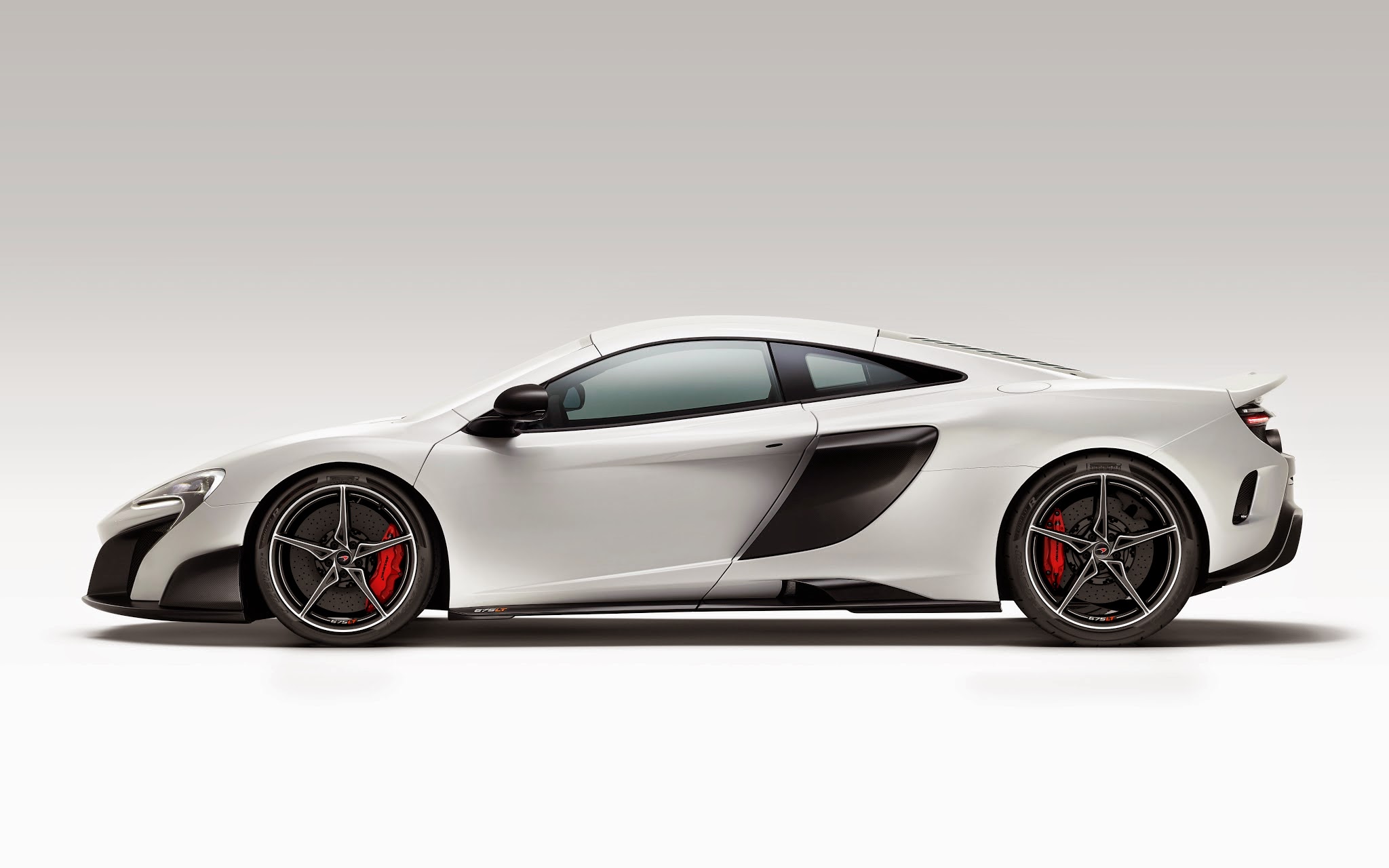 McLaren 675LT is Lighter, Faster, More Powerful than 650S McLaren 675LT is Lighter, Faster, More Powerful than 650S