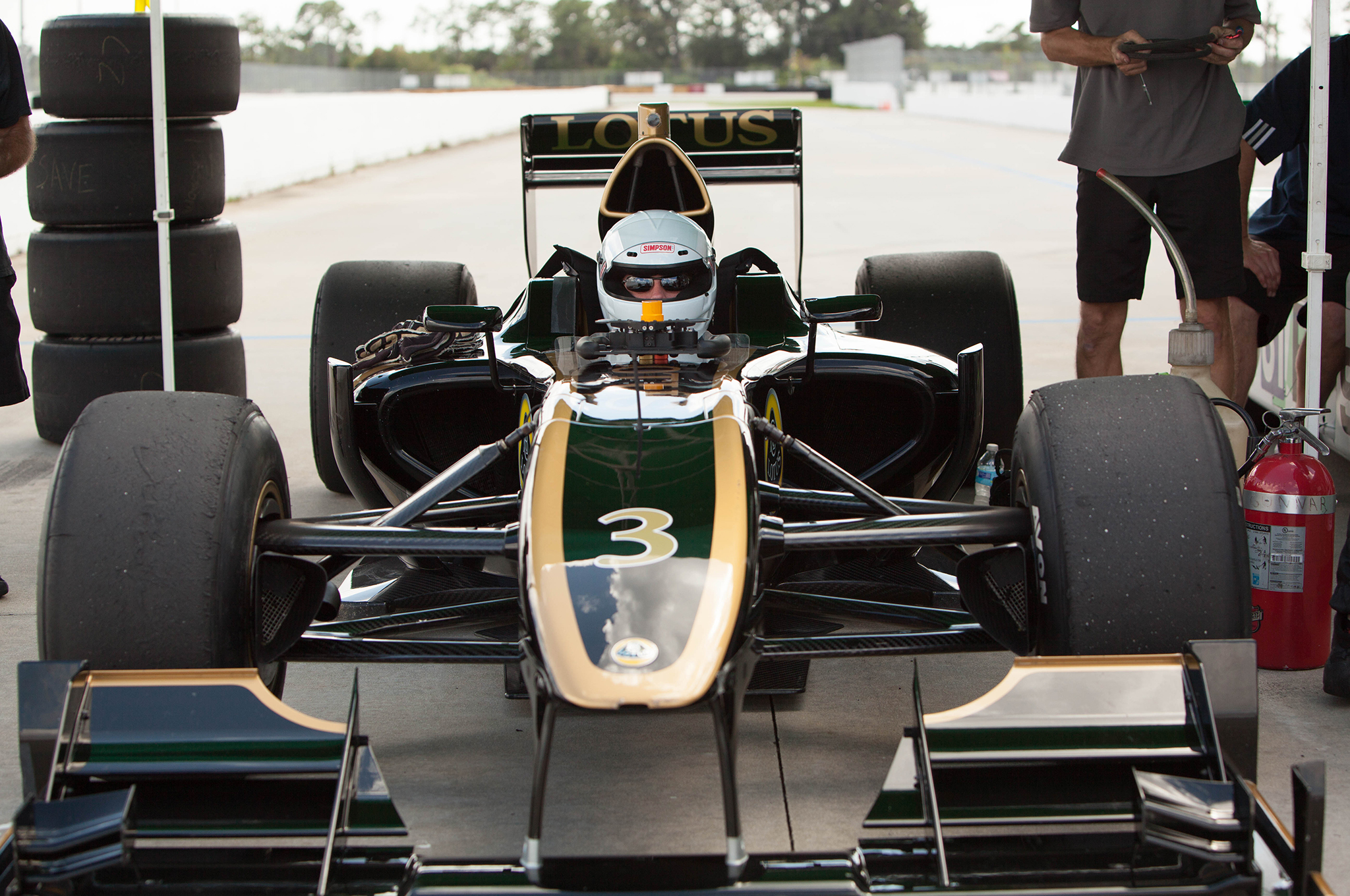 Lotus t 125