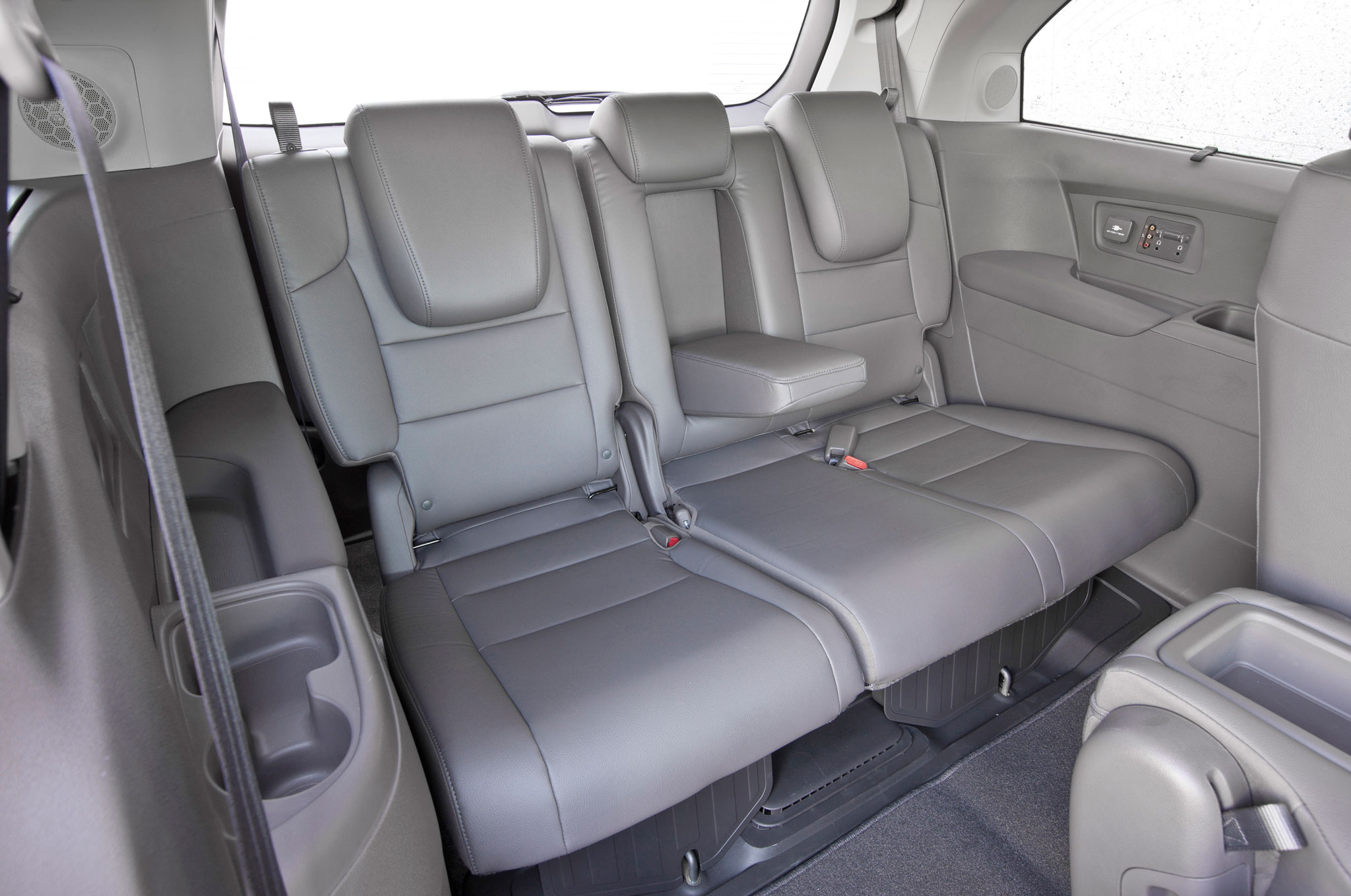 2016 Honda Odyssey Adds Se Trim With More Standard Features Show More