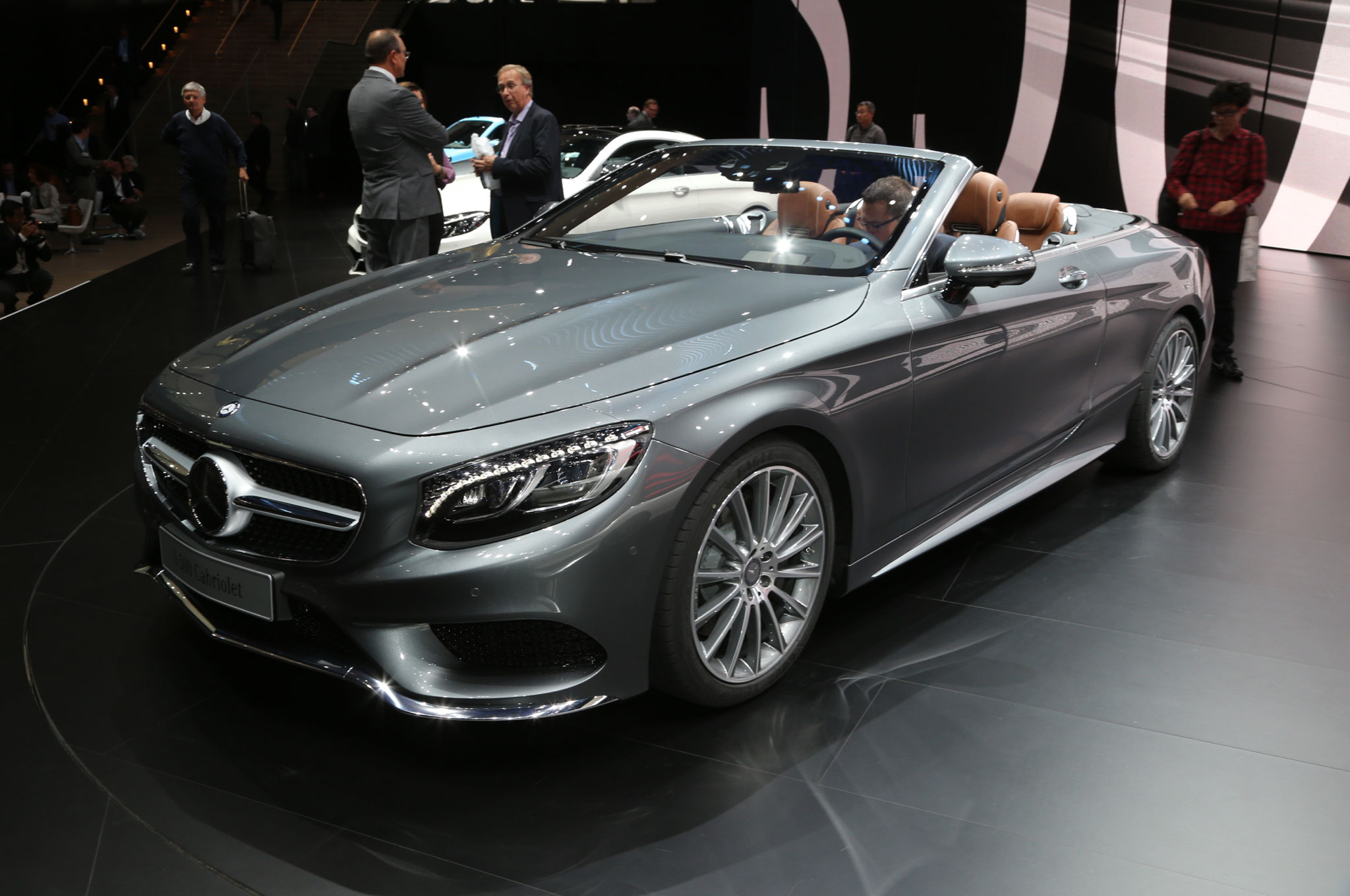 2017 Mercedes Benz S Cl Cabriolet Opens Its Roof Ahead Of Frankfurt 1 38