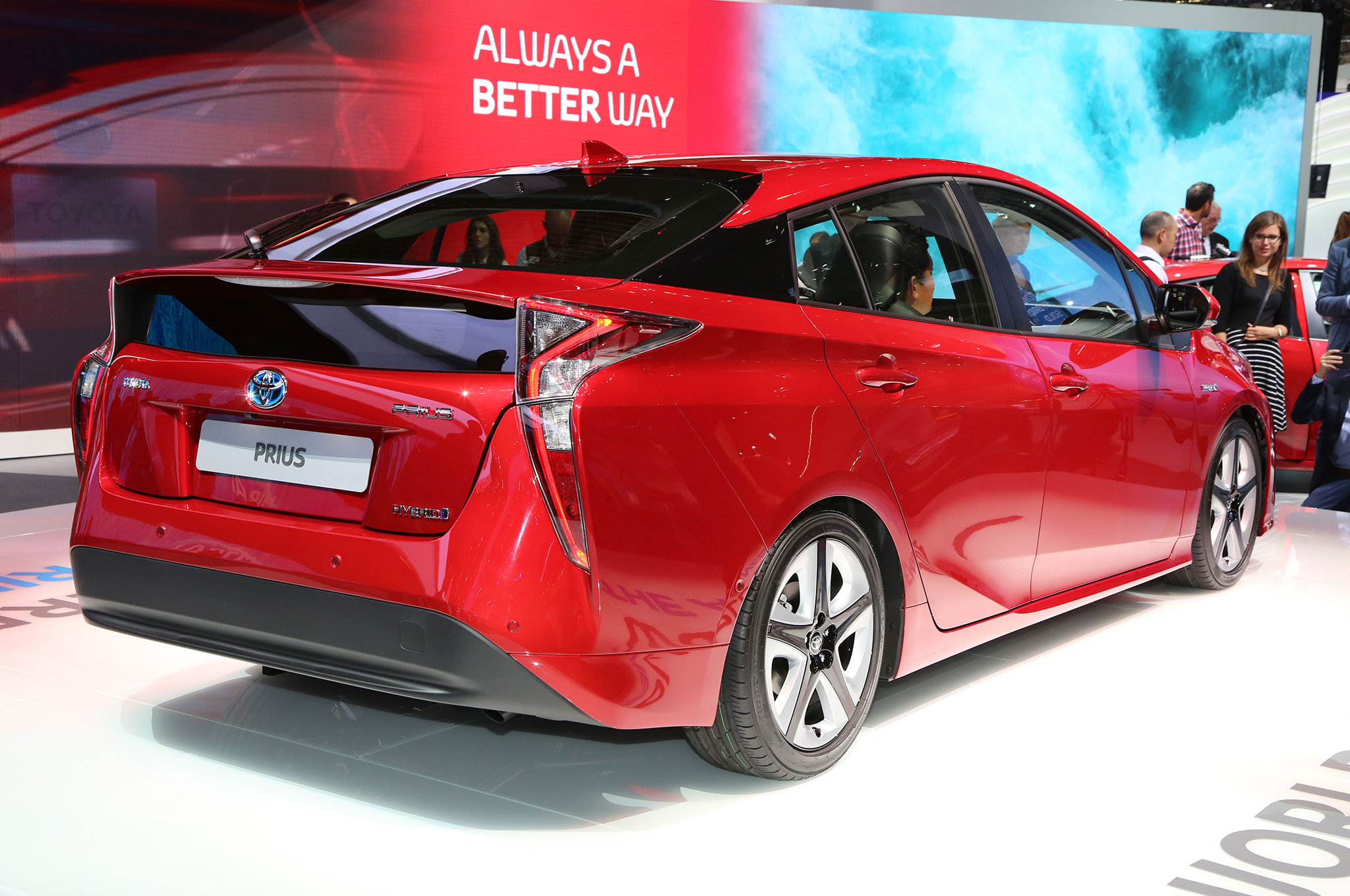 More 2016 Toyota Prius Technical Secrets Revealed