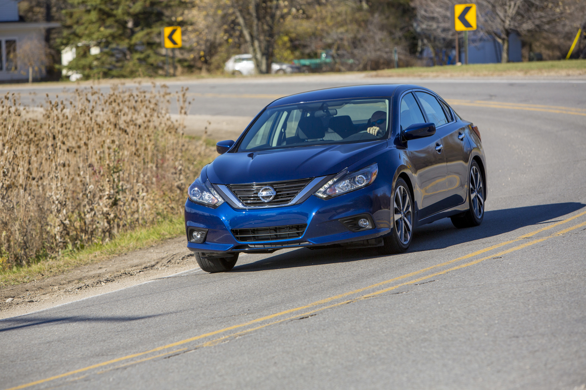 2016 Nissan Altima SR Review