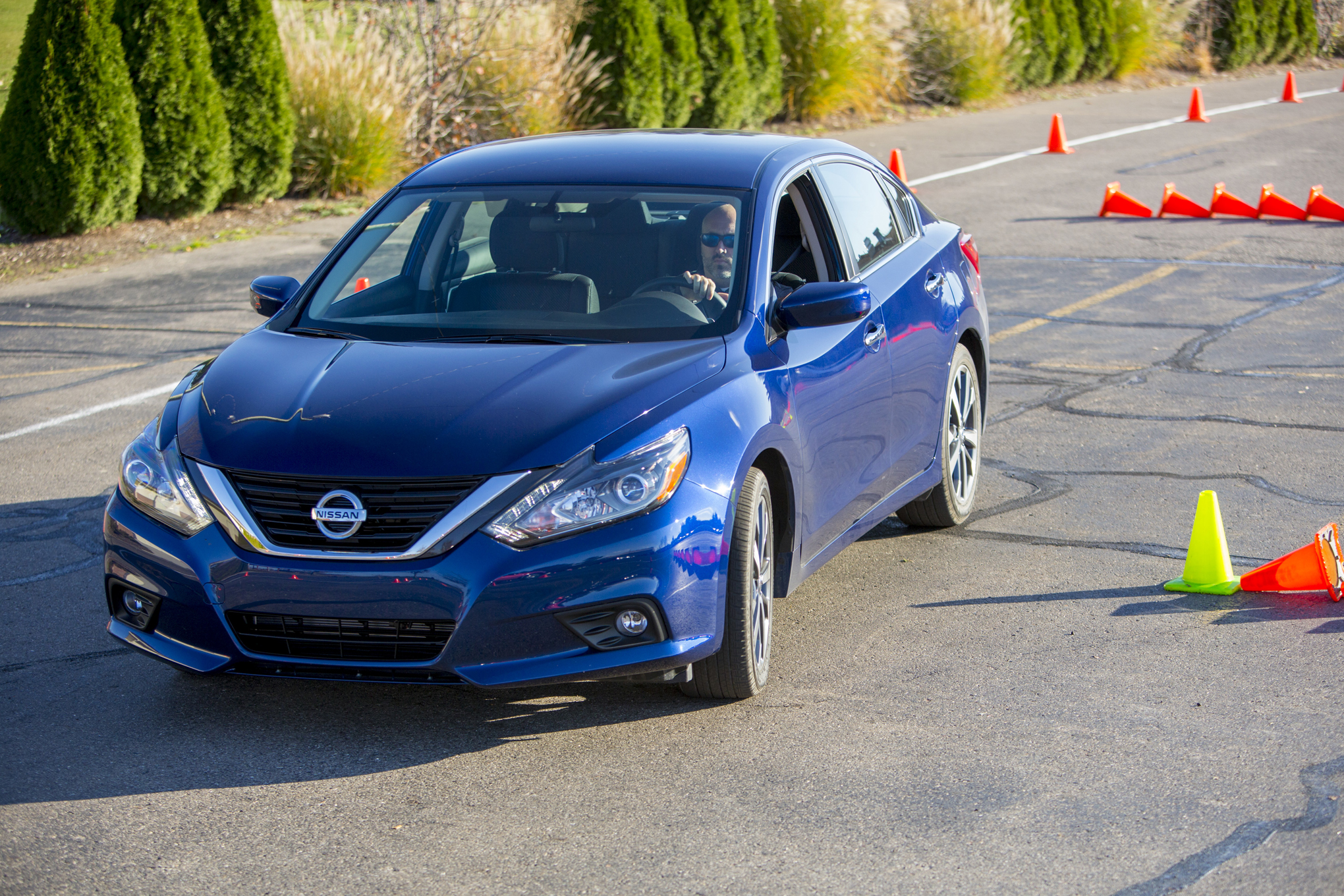 Nissan altima sr