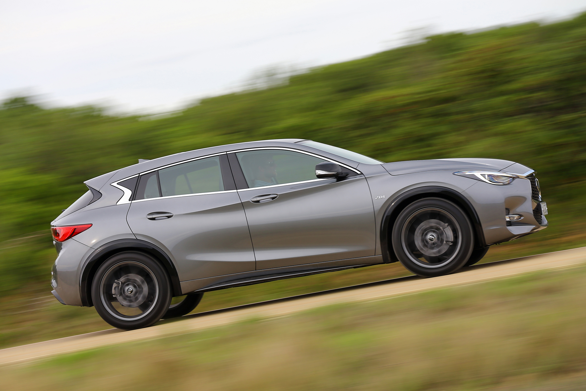 2017 Infiniti Q30 Sport European-Spec Review