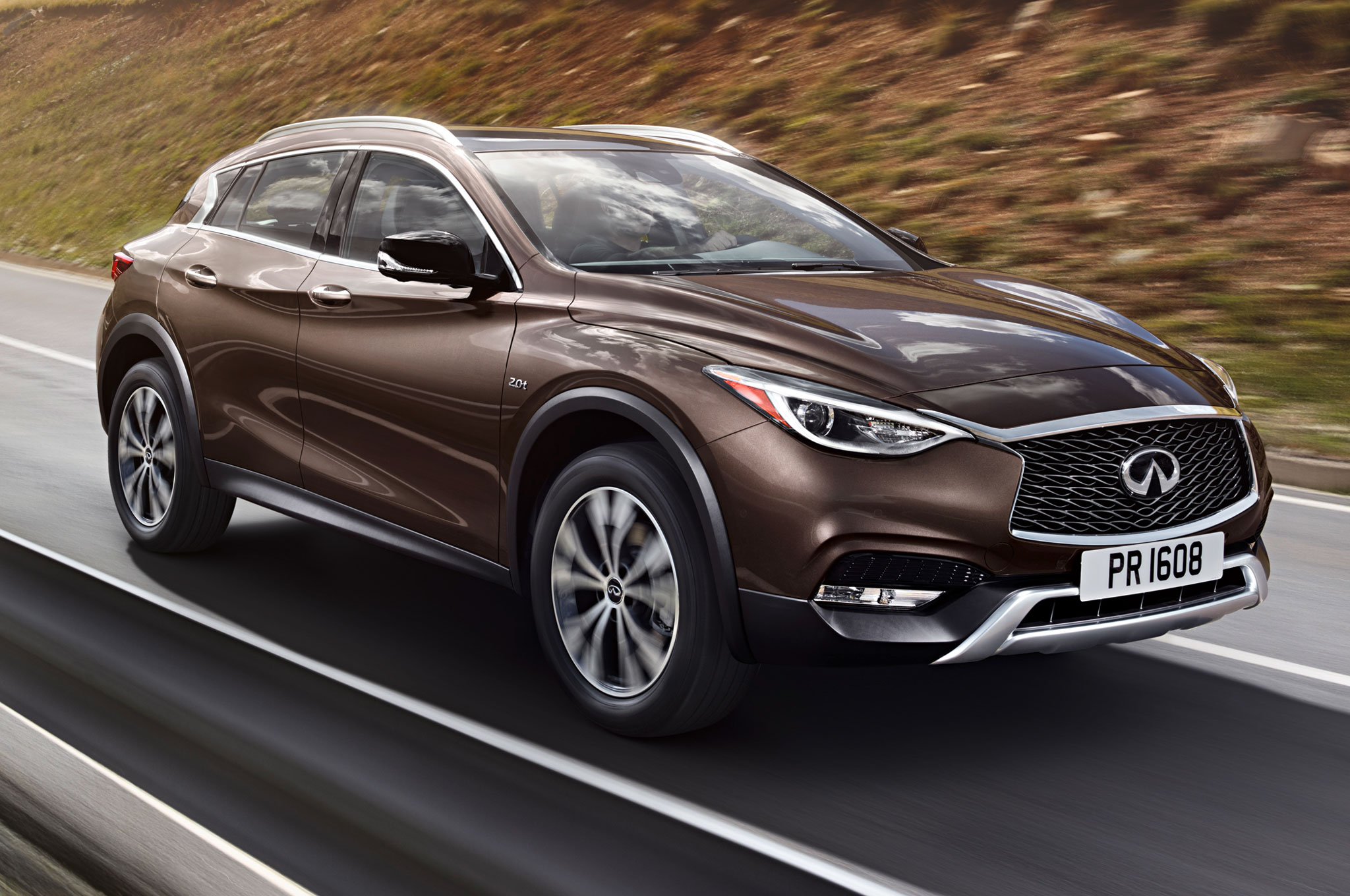 2017 Infiniti Qx30 Luxury Crossover Debuts At L A Auto Show Show More