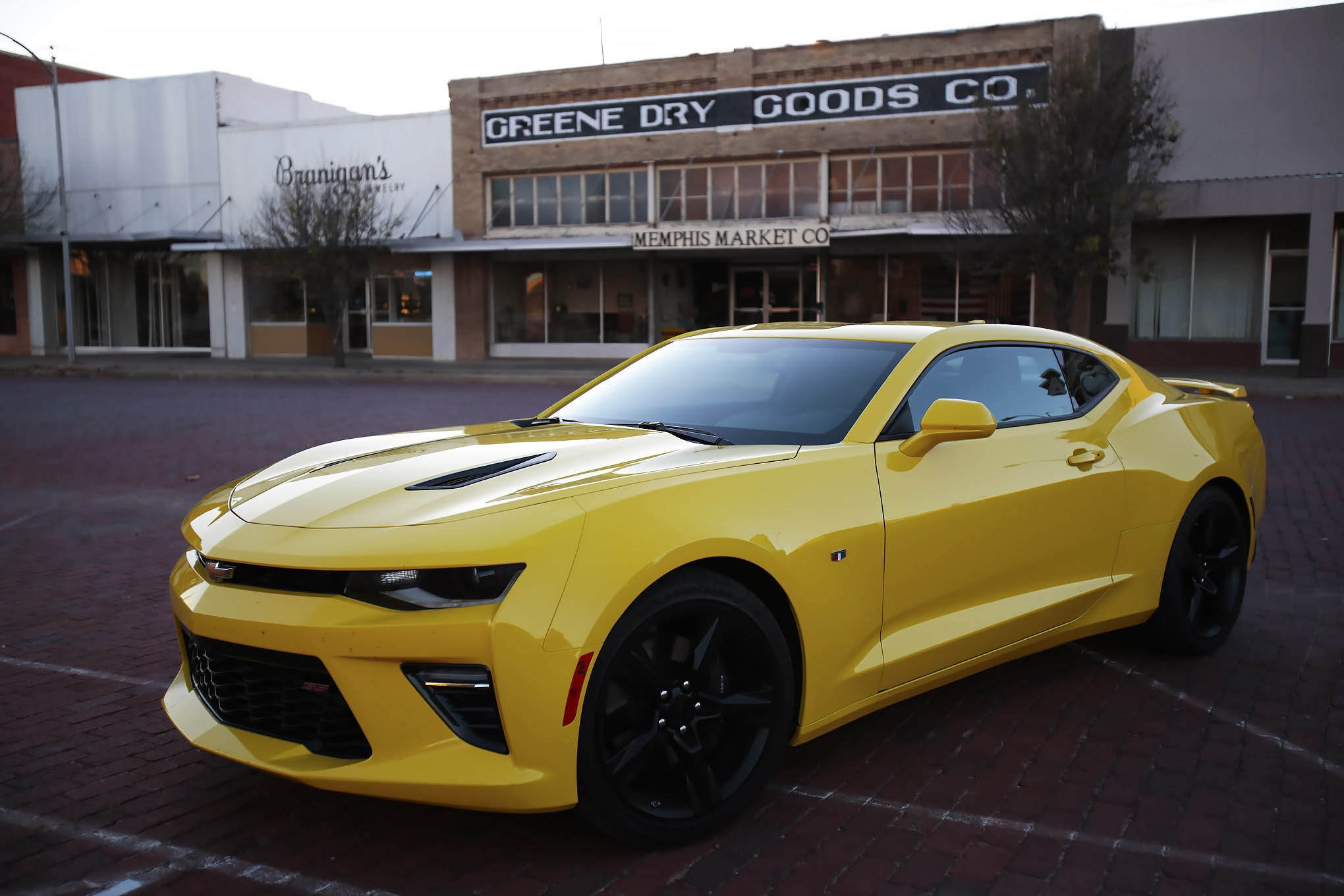 Road Track And Dyno 1 500 Miles In The 2016 Chevrolet Camaro Ss Show More