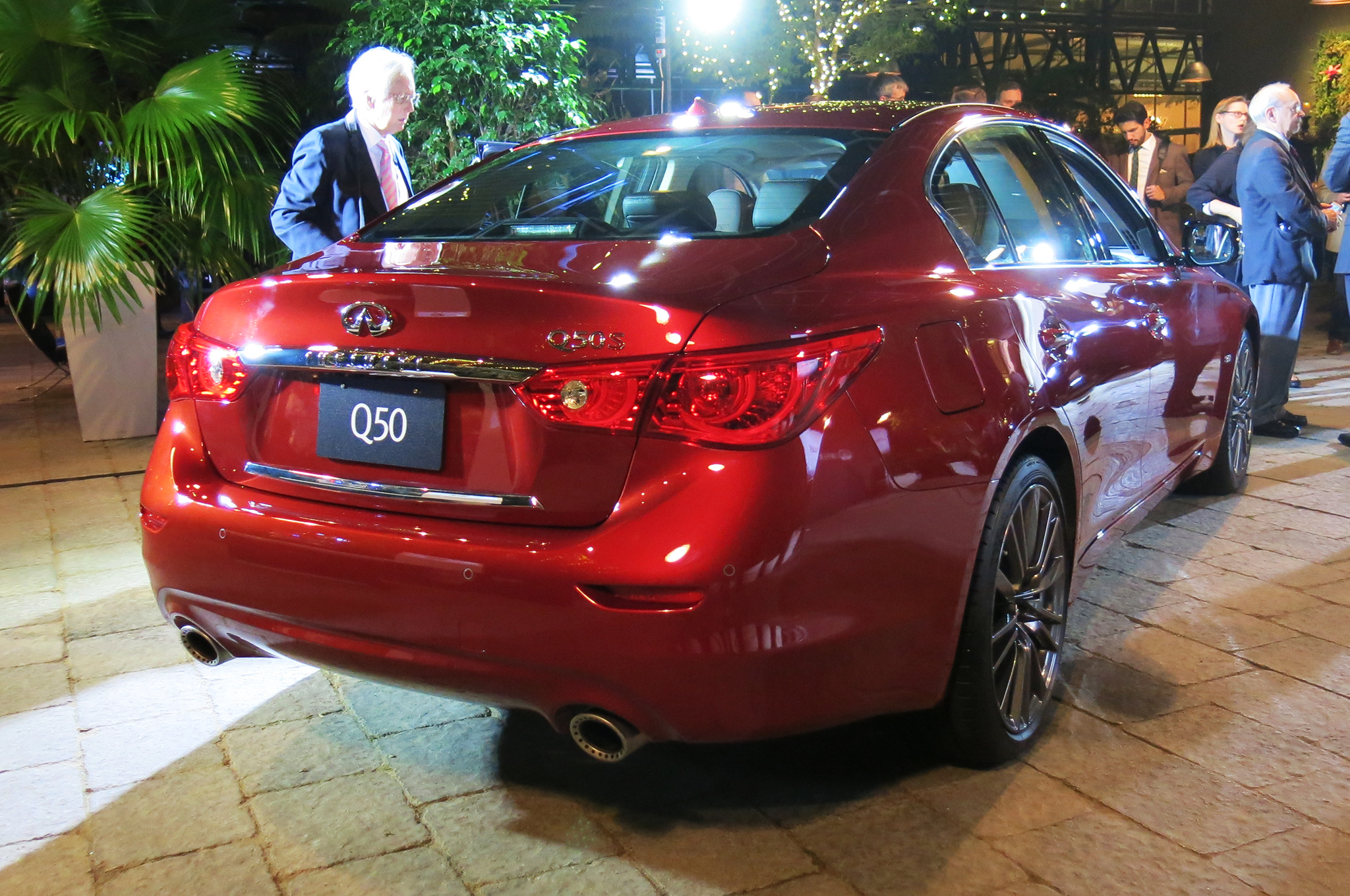 2016 Infiniti Q50 Gains New 3 0l Twin Turbo V 6 With 400 Hp Show More