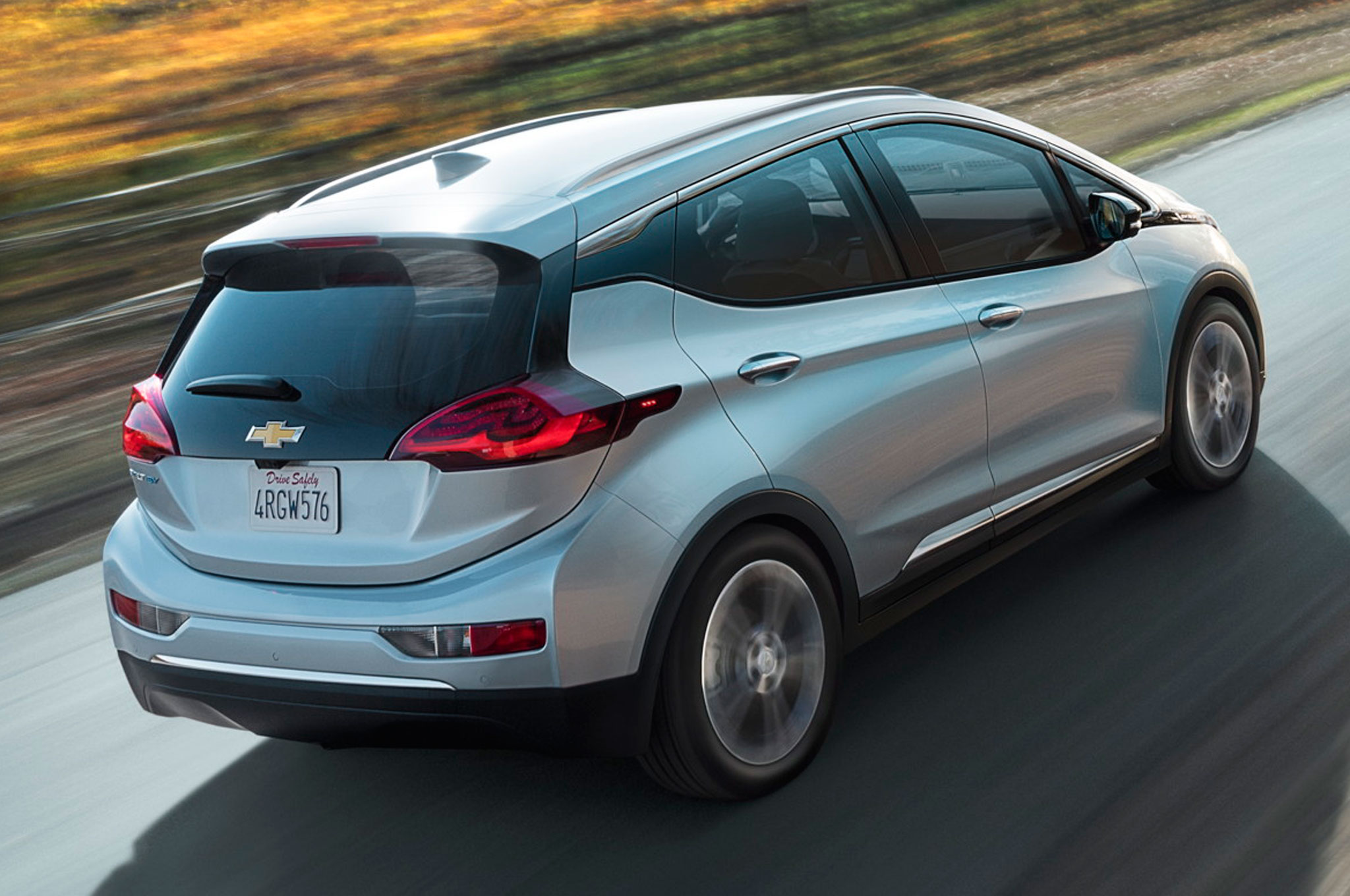2017 Chevrolet Bolt Serves Up 200 Hp 266 Lb Ft Show More