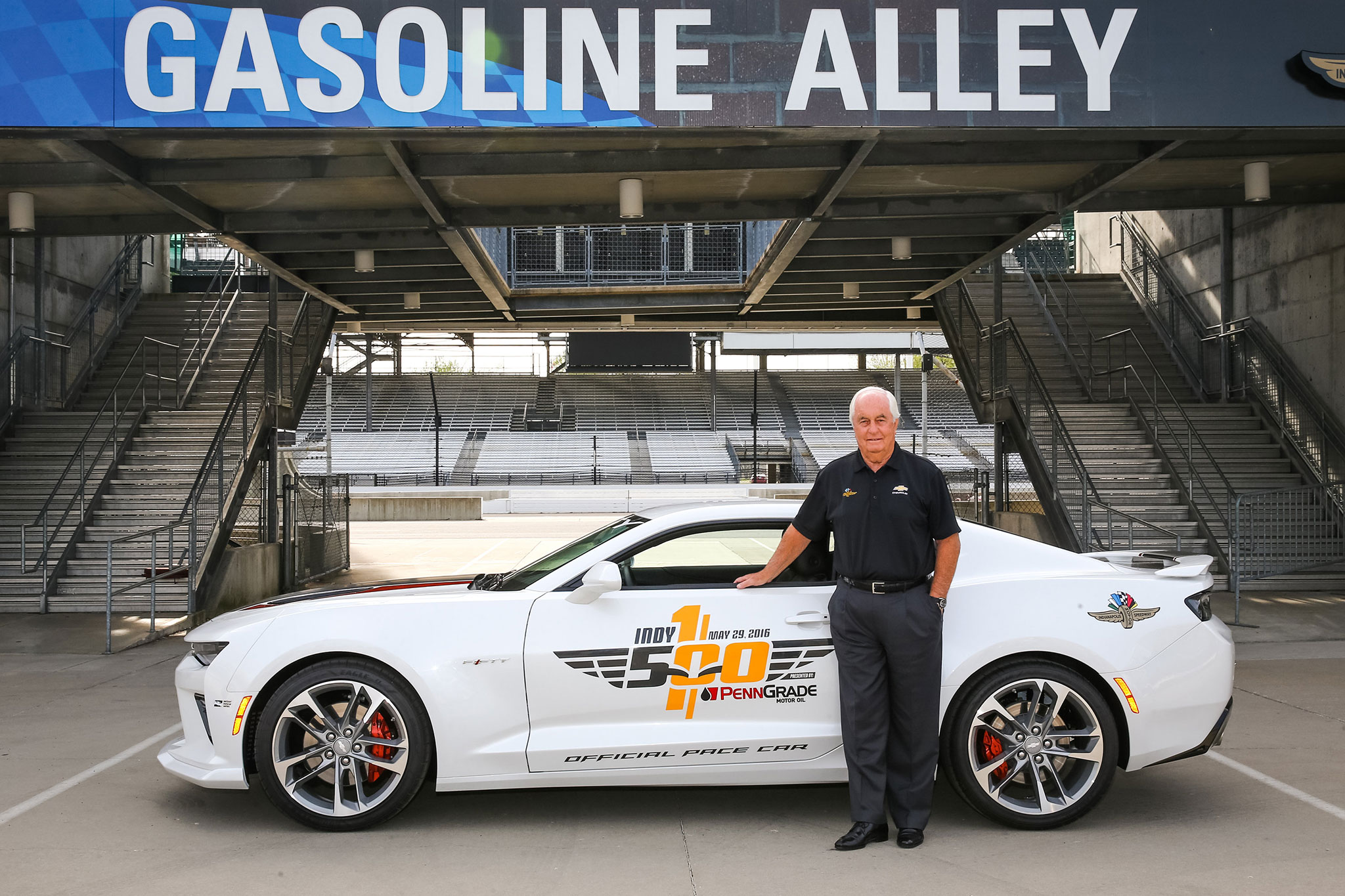 2017 Chevrolet Camaro Ss 50th Anniversary To Pace Indianapolis 500 While The Standard Camaro