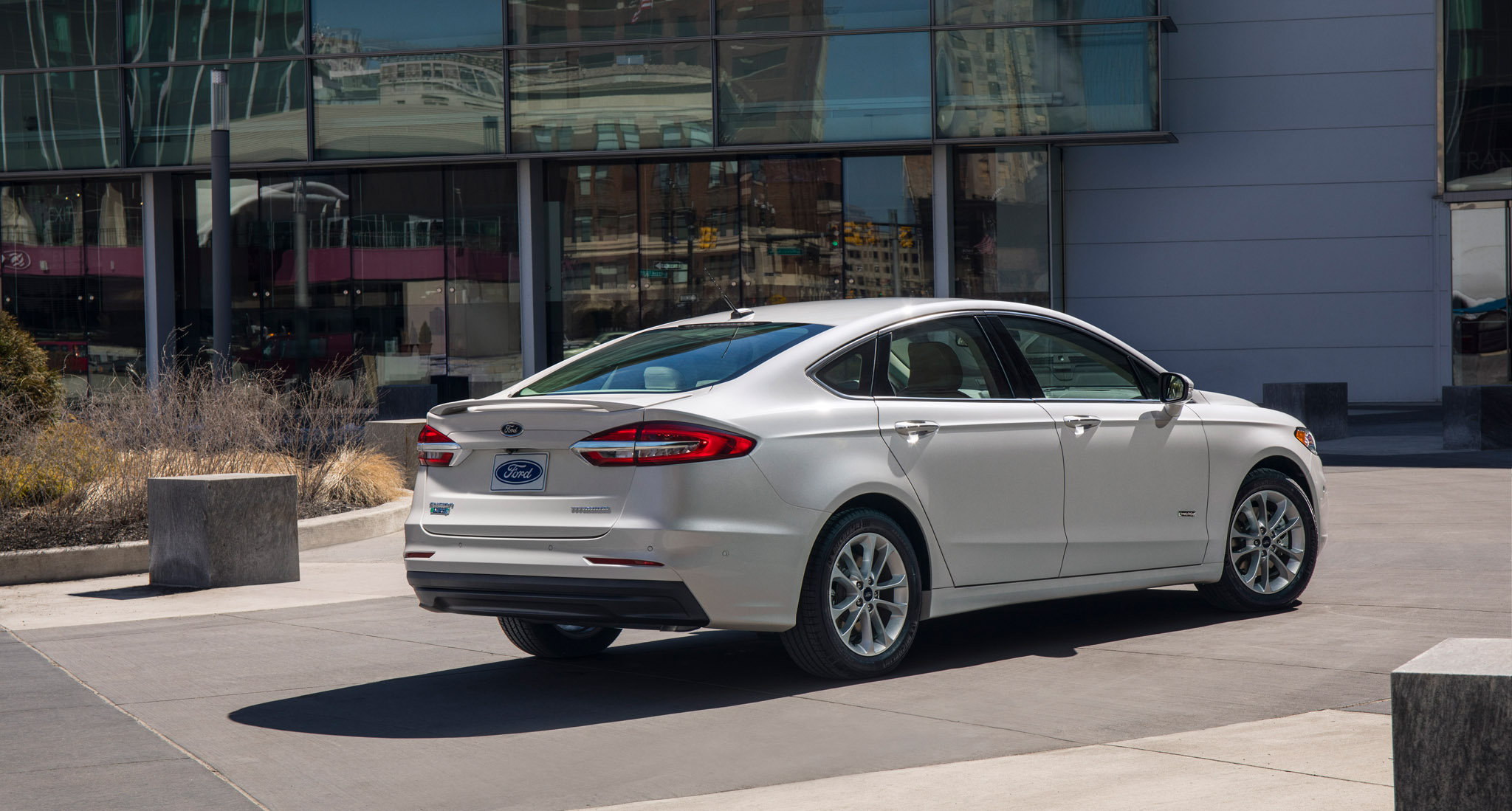 2019 Ford Fusion Gets a Facelift | Automobile Magazine 2019 Ford Fusion Gets a Facelift | Automobile Magazine