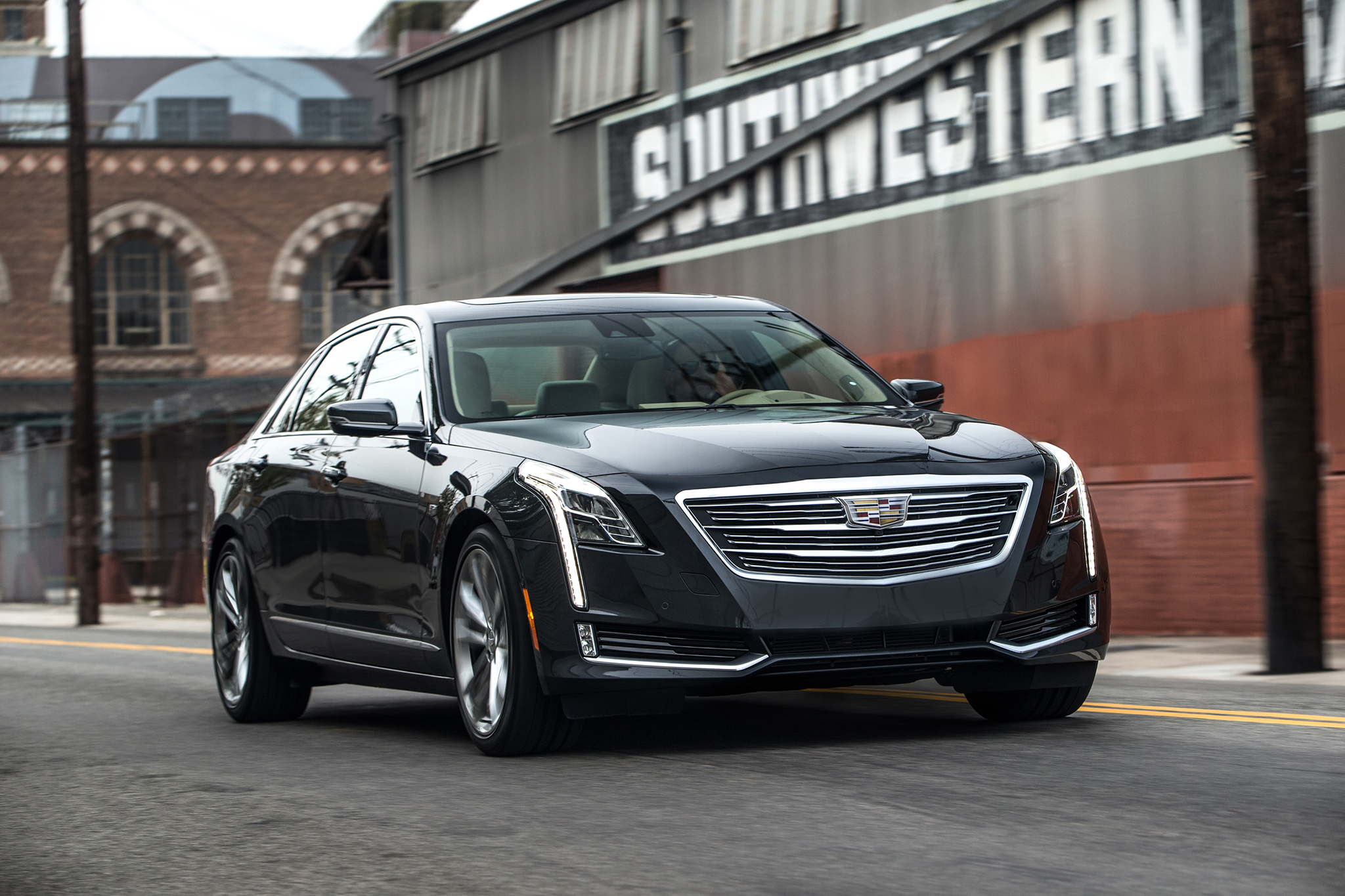 2018-Cadillac-CT6-Platinum-AWD-14.jpg?in