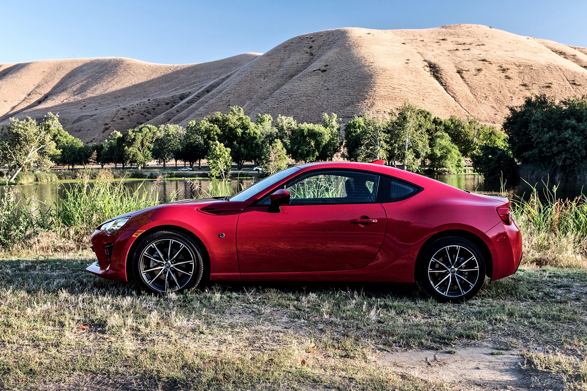 2018 Toyota 86:  Surprisingly Fun! (Quick Take Review) - 213c1g5