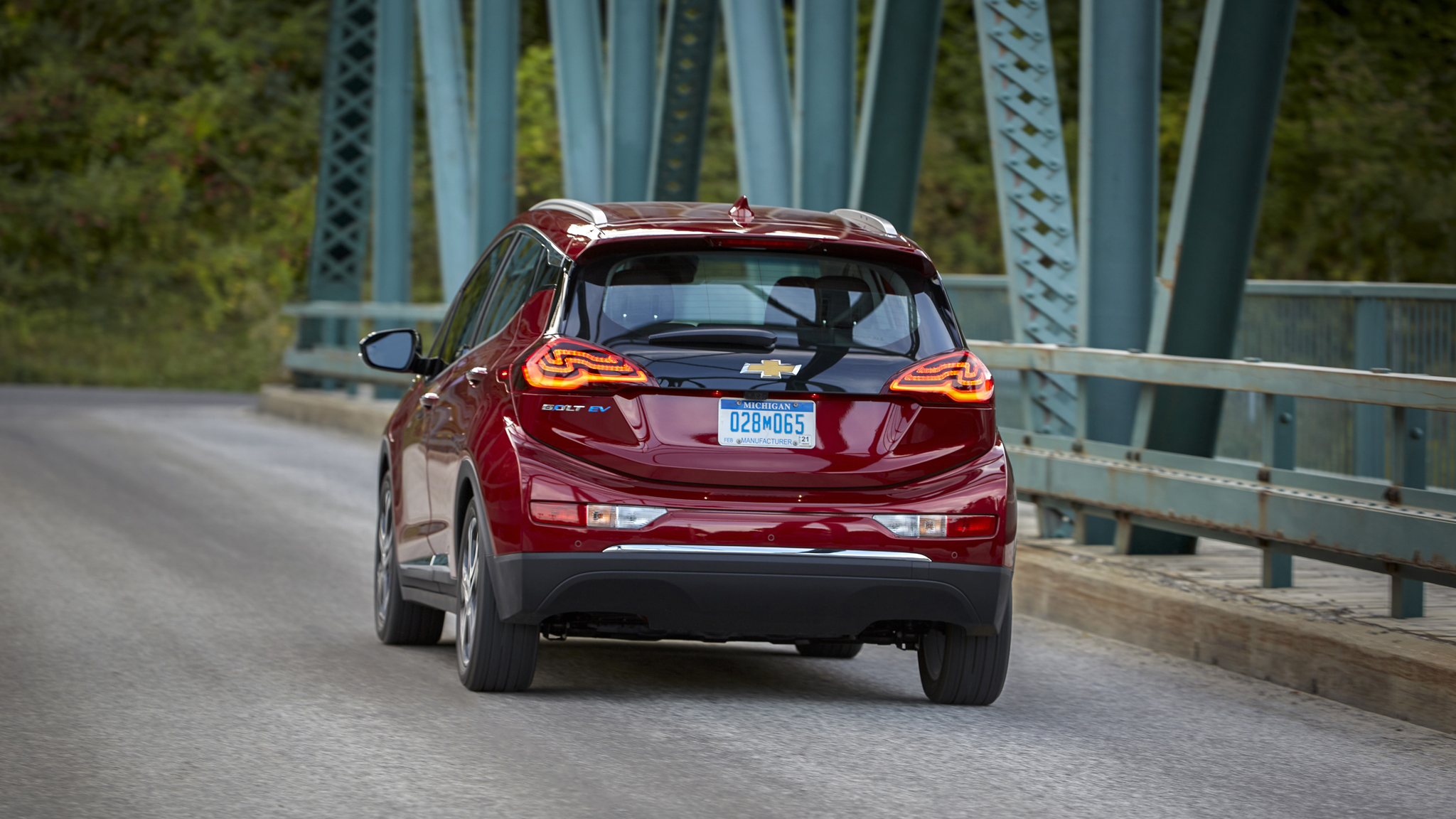 2019 Chevrolet Bolt Ev And 2019 Chevrolet Volt Phev Review
