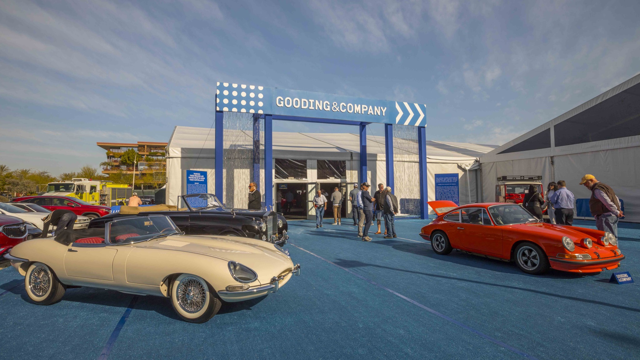 1963 Ferrari 250 Gt Swb Sells For 7 6 Million Plus