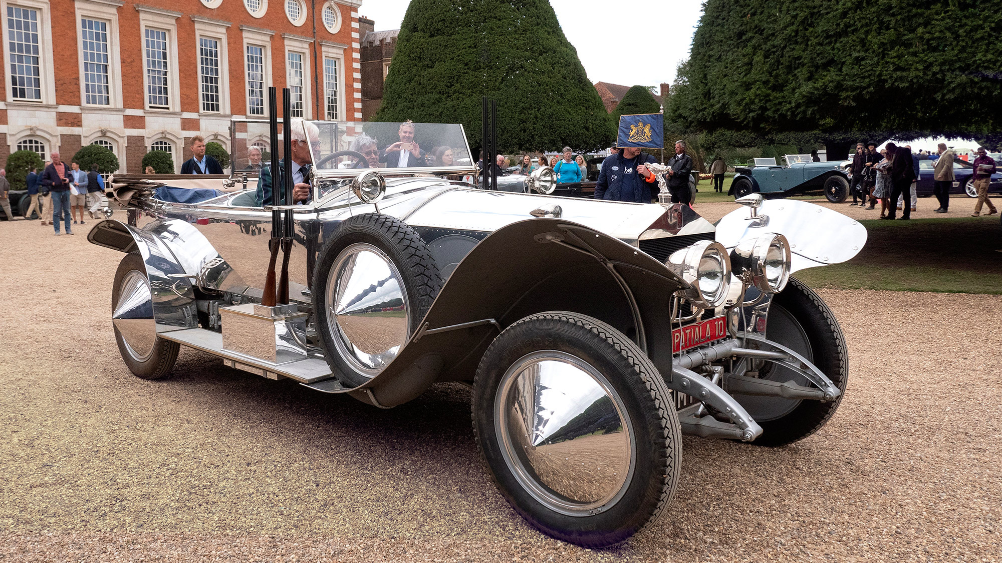 2019 Hampton Court Is Britain S Classiest Classic Car Show